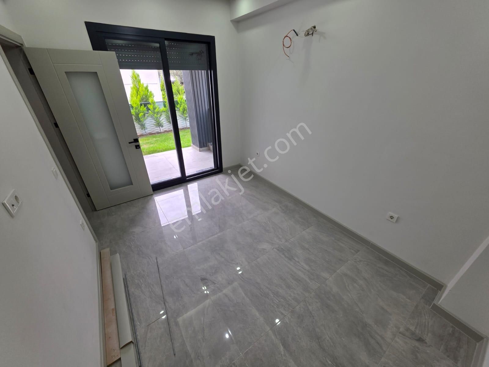 Irmaksudan Güre De Tam Müstakil 6+1 Havuzlu Saunalı 4 Katlı Lüks Villa - Görsel 28