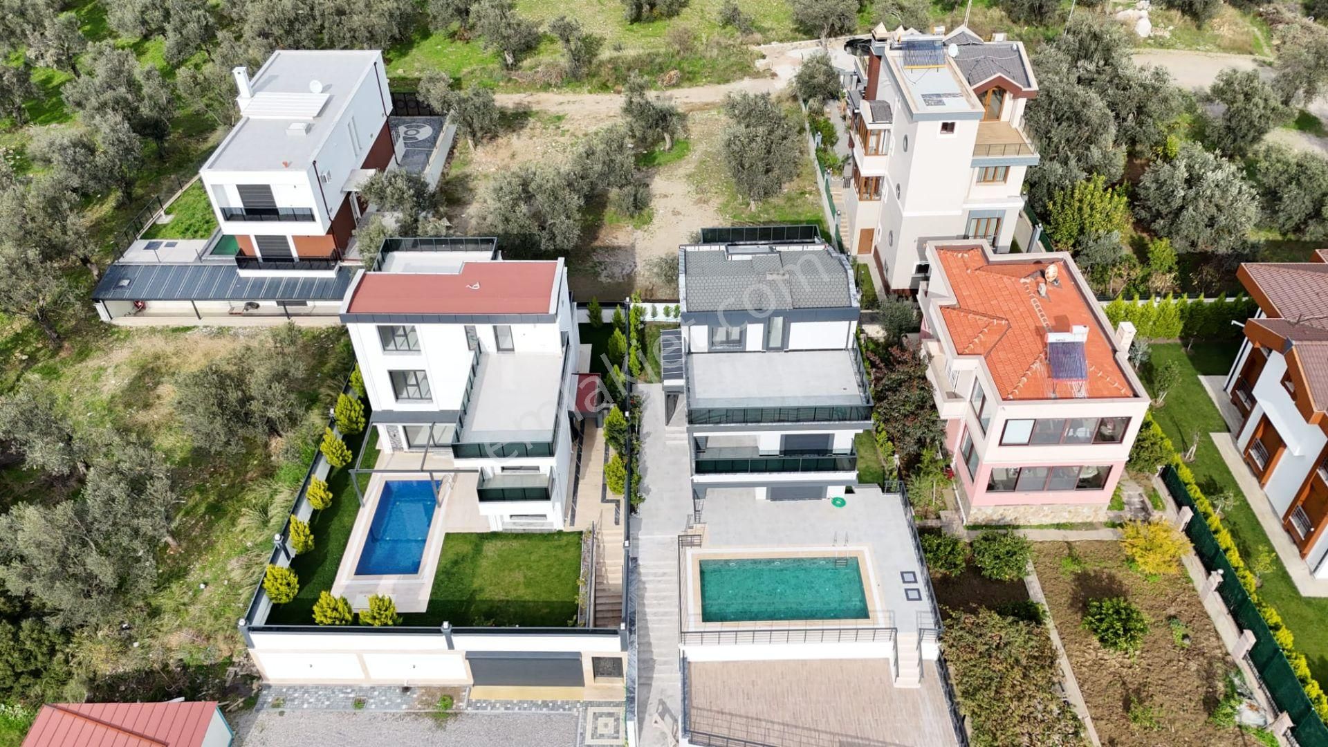 Irmaksudan Güre De Tam Müstakil 6+1 Havuzlu Saunalı 4 Katlı Lüks Villa - Görsel 4