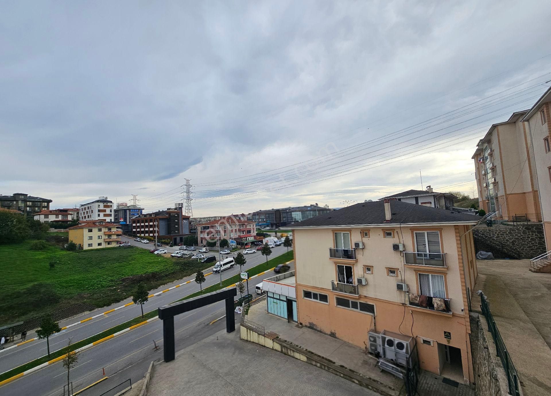Remax Hür Kübra Kolaç'tan Site İçi Kiracılı Eşyalı Satılık 1+0 - Görsel 10