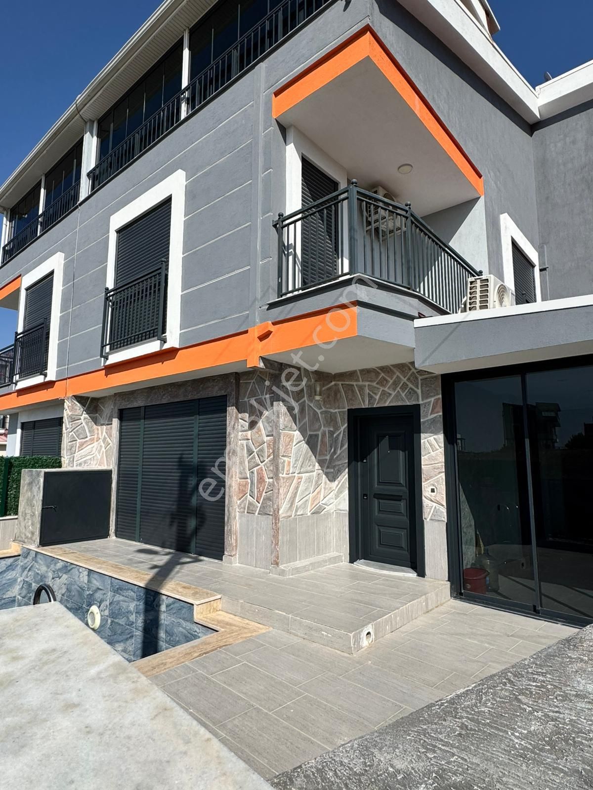 Didim Hisar Mah. 3+1 Ful Eşyalı Havuzlu Kış Bahçeli Kapalı Teraslı Köşe Başı Villamız Satışdadır - Görsel 3