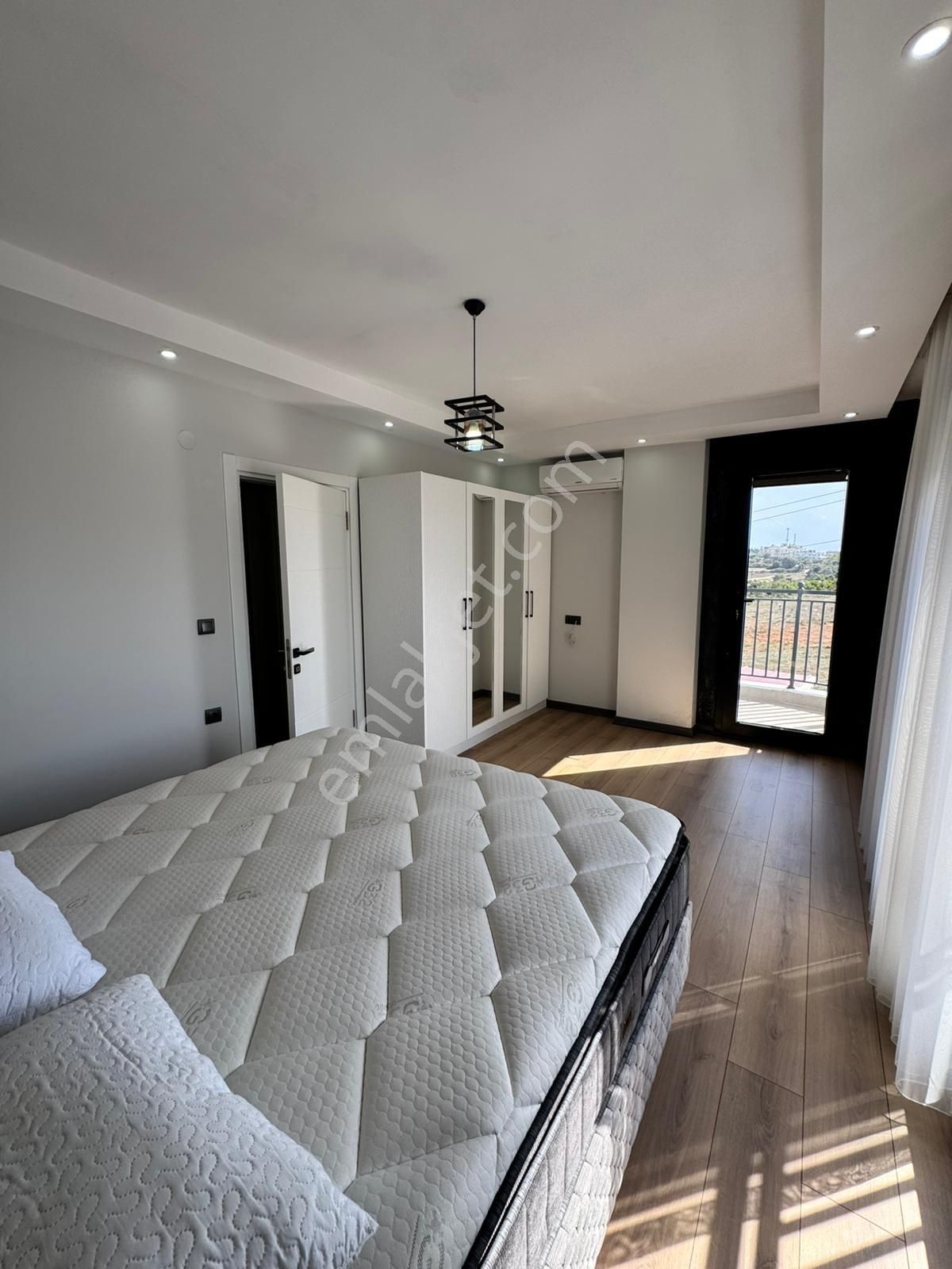 Didim Hisar Mah. 3+1 Ful Eşyalı Havuzlu Kış Bahçeli Kapalı Teraslı Köşe Başı Villamız Satışdadır - Görsel 27