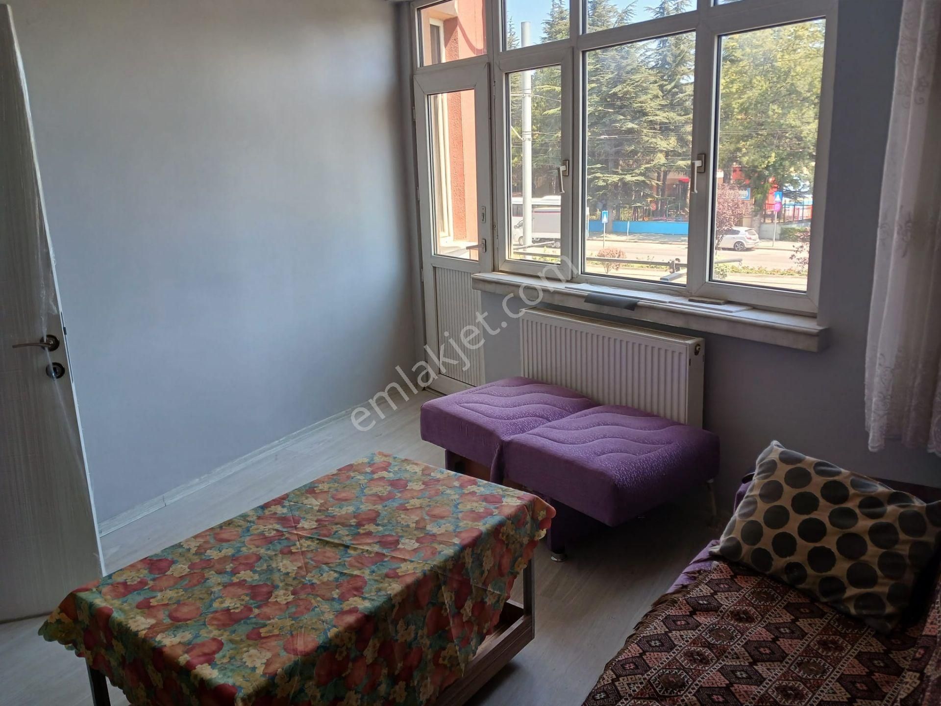 Hacı Seyit Mahalle'sinde Cadde Üzerinde Kiralık 2+0 Daire - Görsel 16