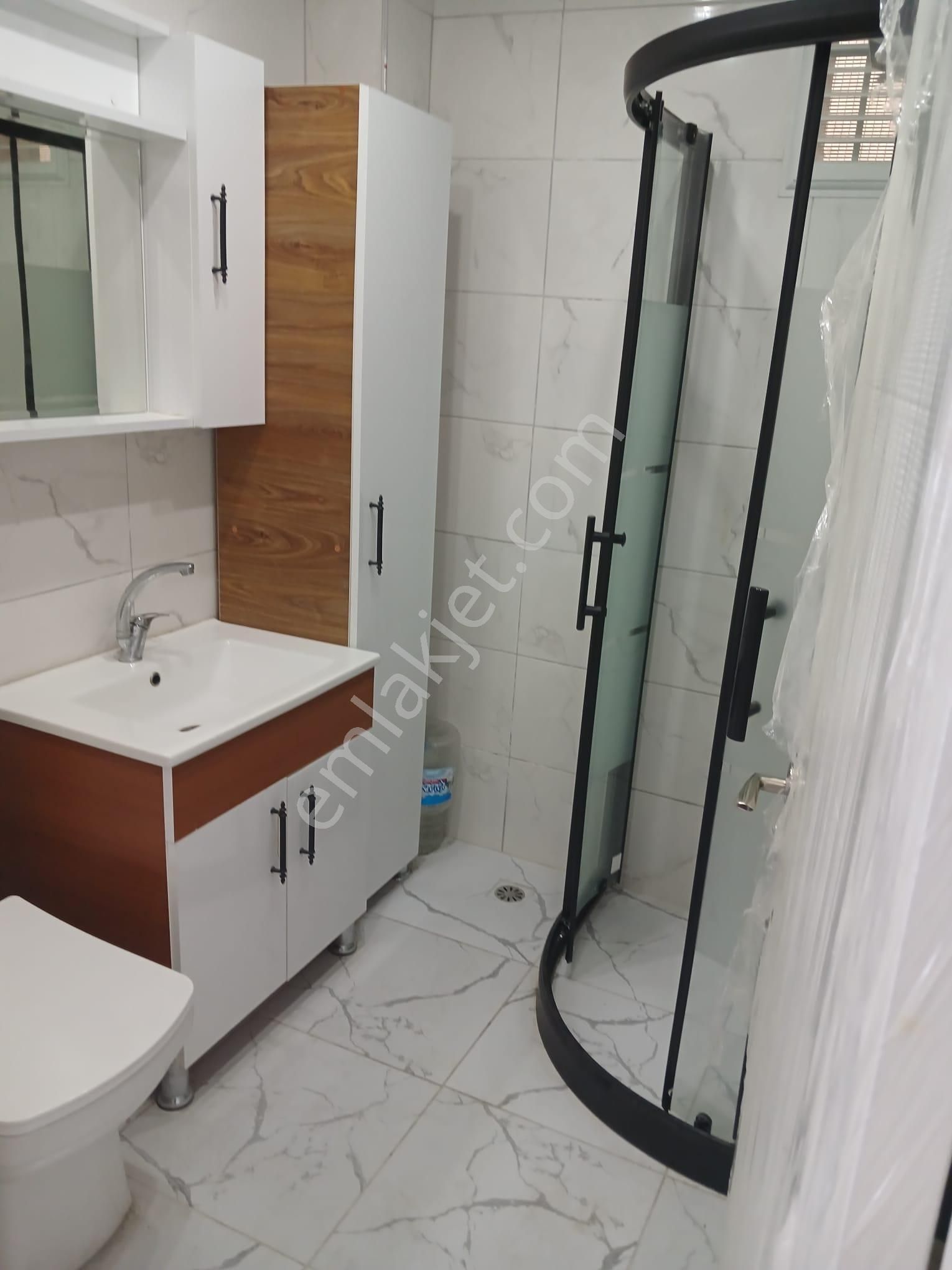 Hacı Seyit Mahalle'sinde Cadde Üzerinde Kiralık 2+0 Daire - Görsel 24