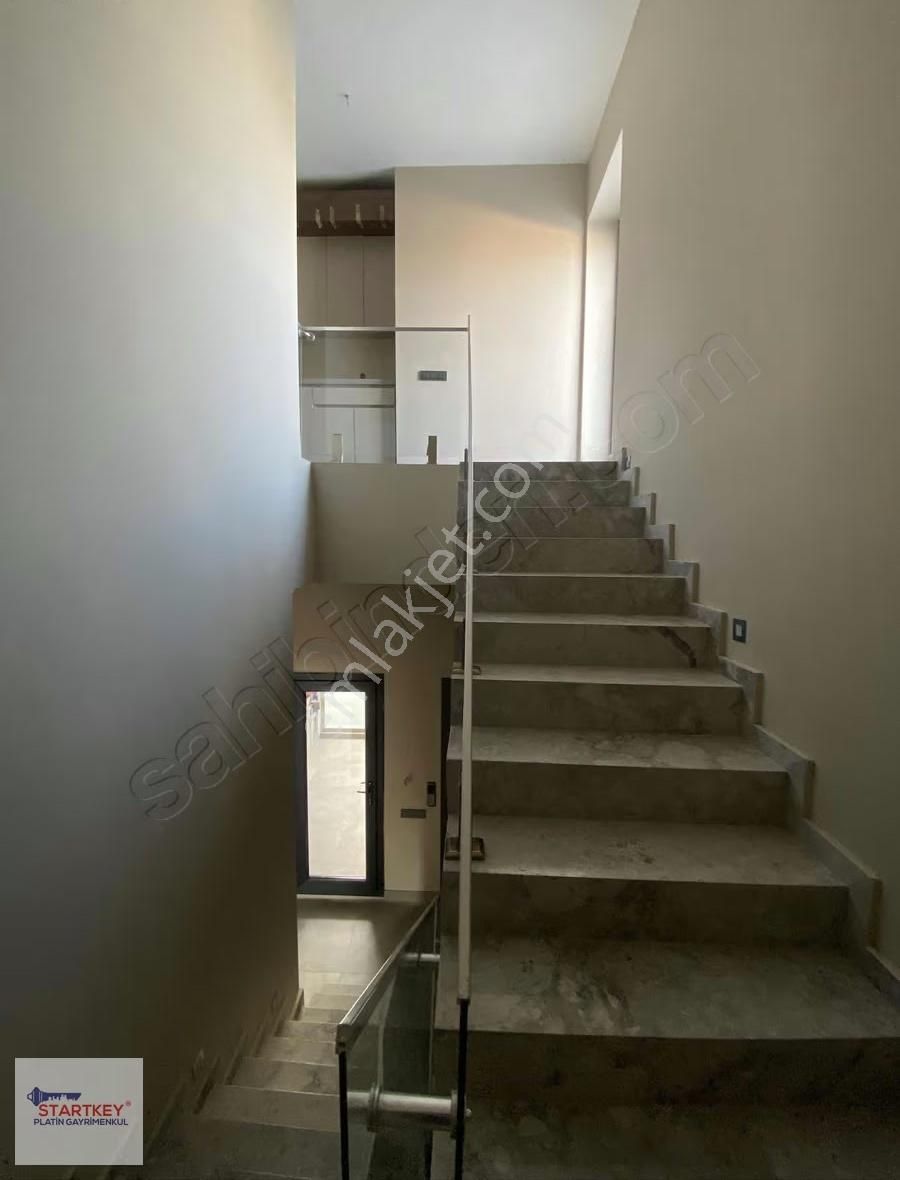 Karaali'de Havuzlu, Asansörlü, 9+1 Ultra Lüks Villa - Görsel 2