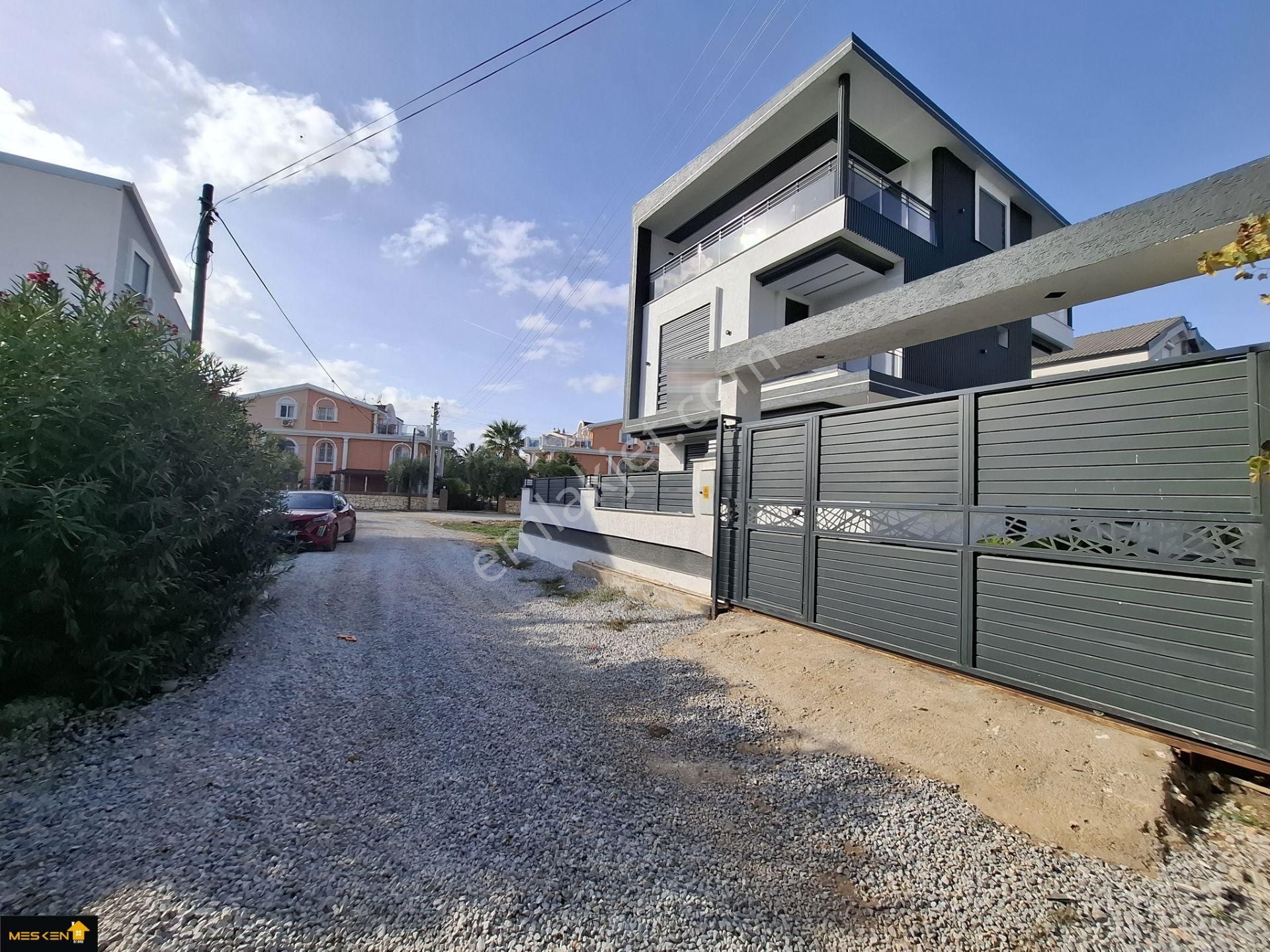 Didim Altınkum Plajına 1 Km, Ultra Lüks 5+1 Villa - Görsel 23