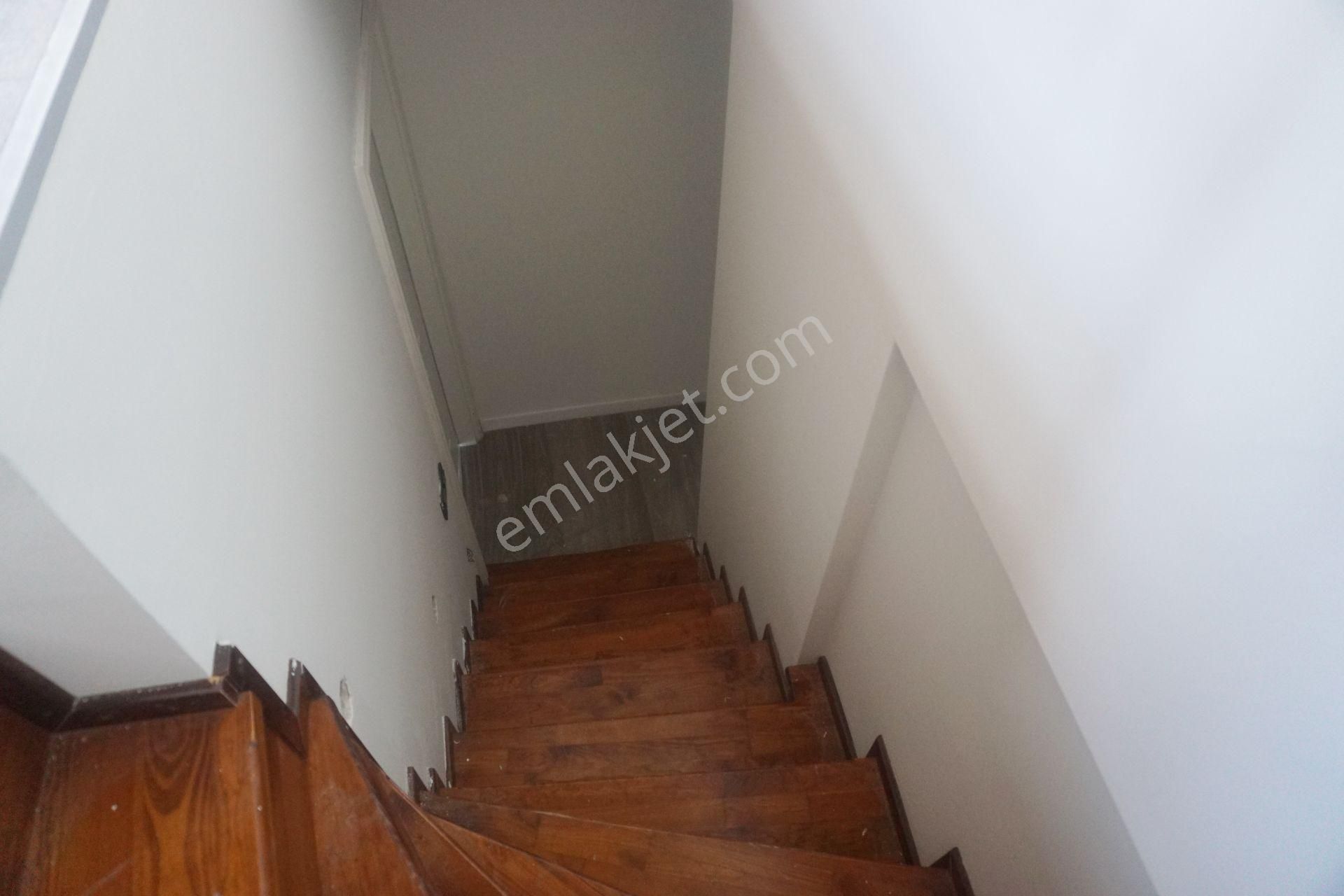 Ataşehirde Satılık Dublex Daire 3+1 Doğalgazlı+teras Balkonlu+asansörlü Çiğli Serkan Dan - Görsel 28