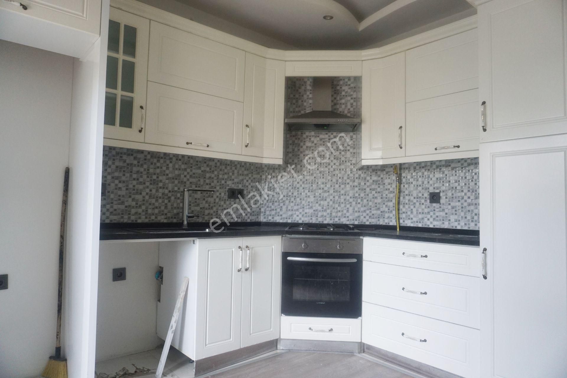 Ataşehirde Satılık Dublex Daire 3+1 Doğalgazlı+teras Balkonlu+asansörlü Çiğli Serkan Dan - Görsel 3