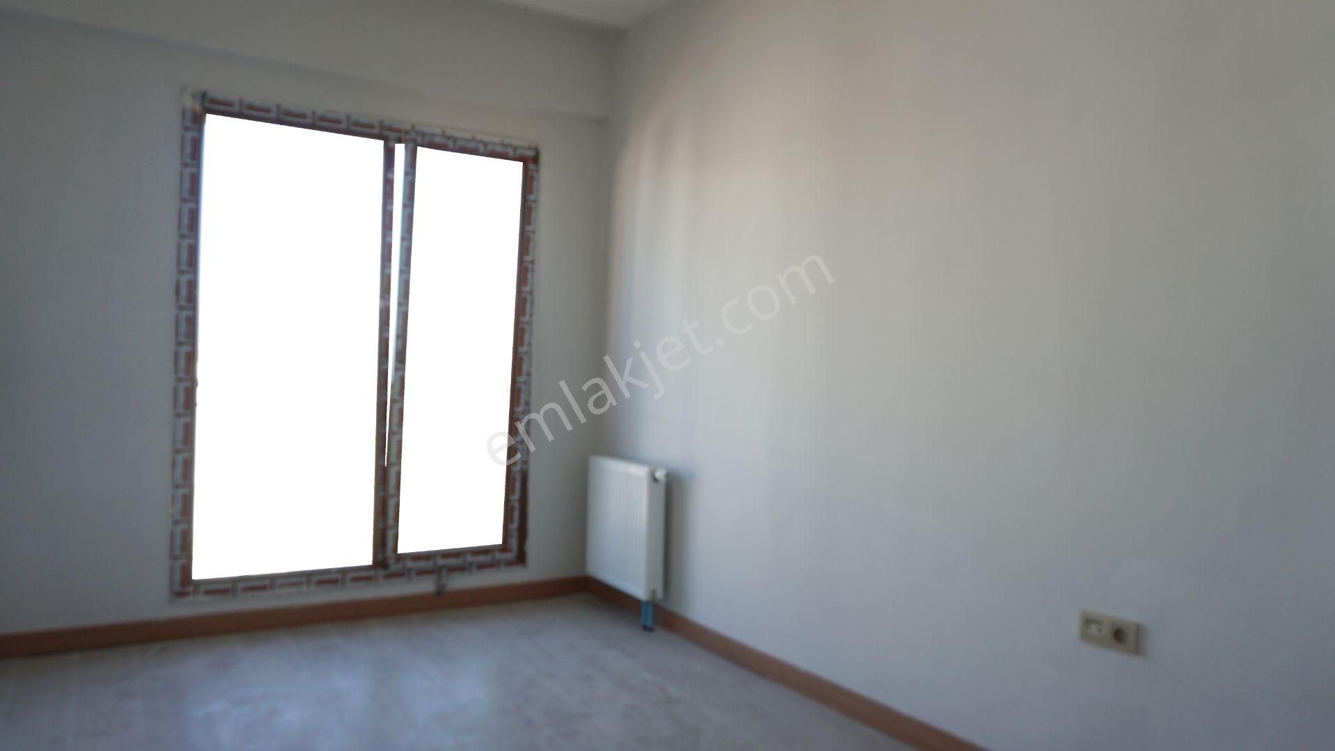 Ataşehirde Satılık Dublex Daire 3+1 Doğalgazlı+teras Balkonlu+asansörlü Çiğli Serkan Dan - Görsel 9