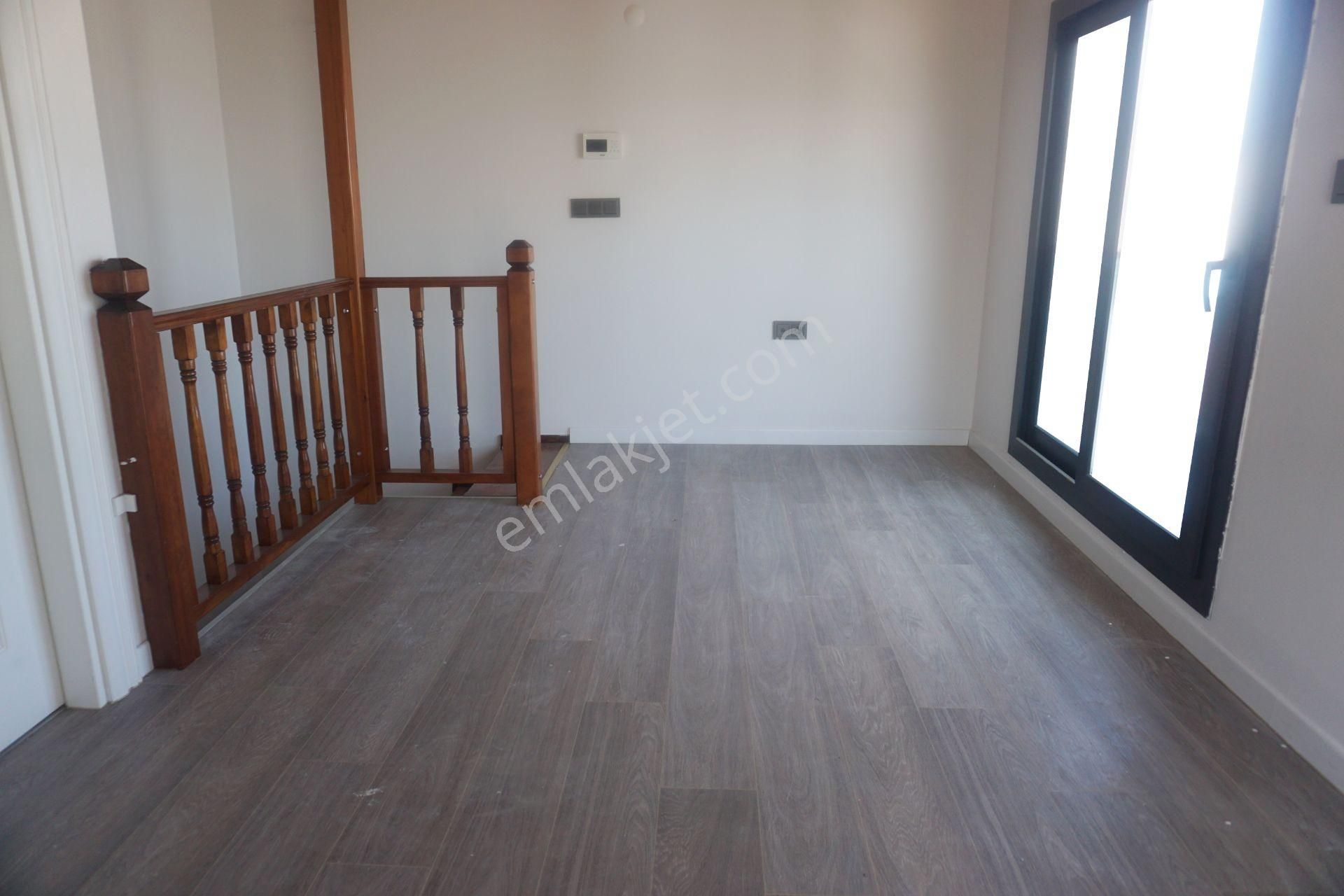 Ataşehirde Satılık Dublex Daire 3+1 Doğalgazlı+teras Balkonlu+asansörlü Çiğli Serkan Dan - Görsel 19