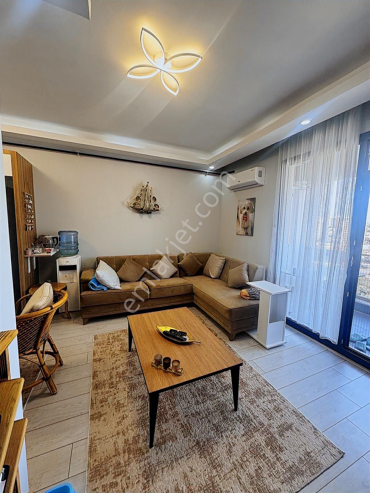 Torbalı İnönüde Site İçinde Havuz Cepheli Satılık Lüks 1+1 Daire - Görsel 28