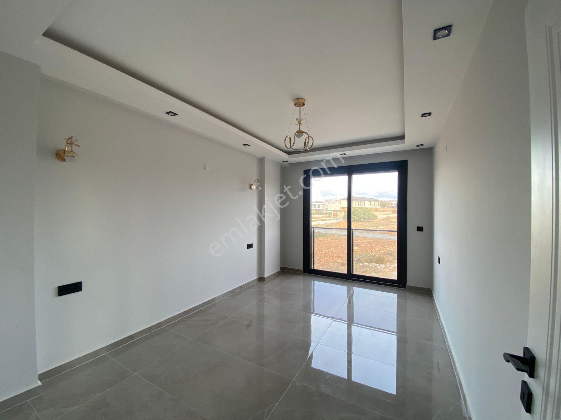 Didim Hisar Mahallesi'nde Bahçeli Ve Otoparklı 3+1 Sıfır Villa - Görsel 21