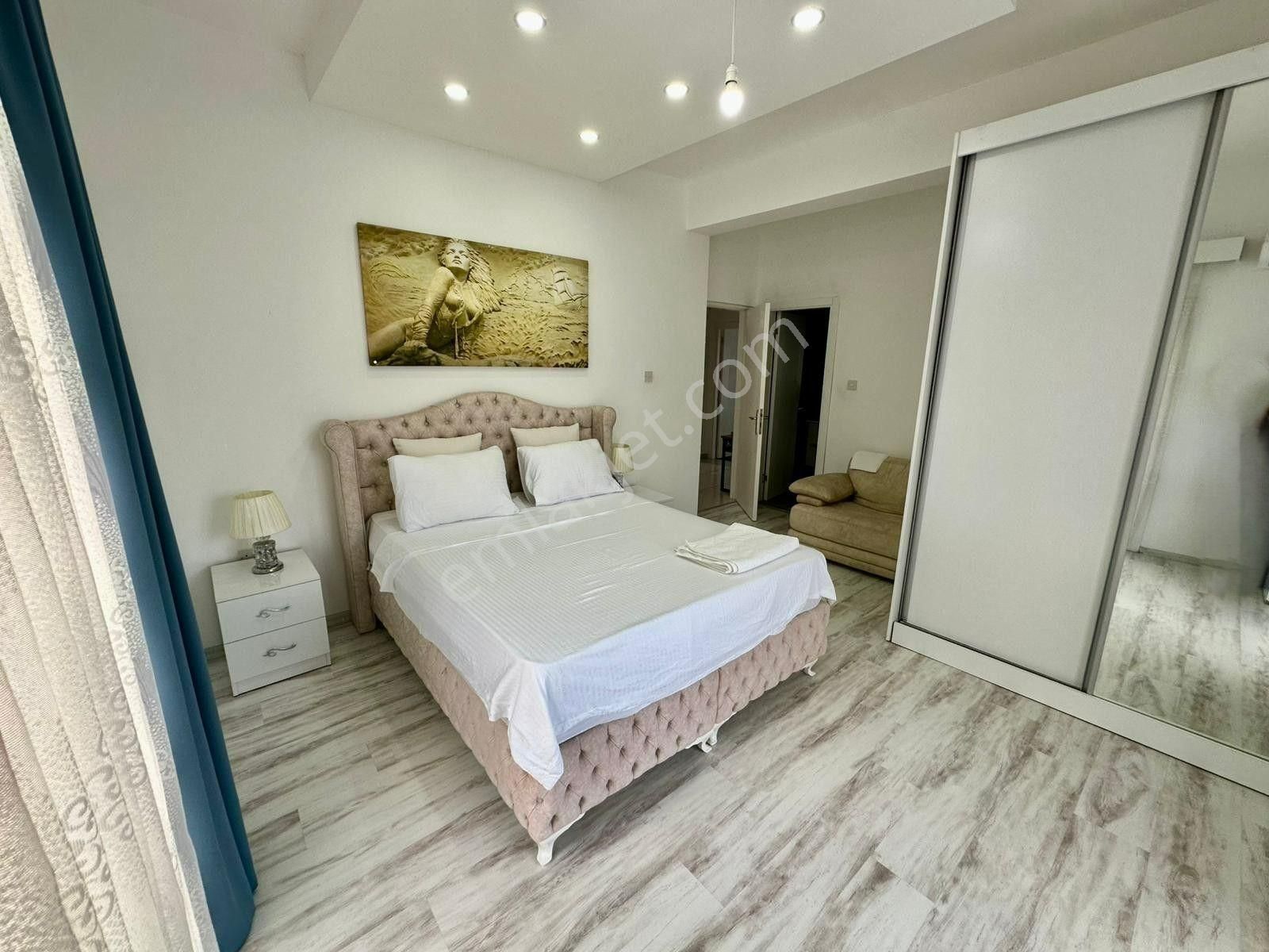 Girne Edremit'te Dağ Ve Deniz Manzaralı, Yatırım Ve Yaşama Uygun Satılık 5+1 Lüks Villa !! - Görsel 12