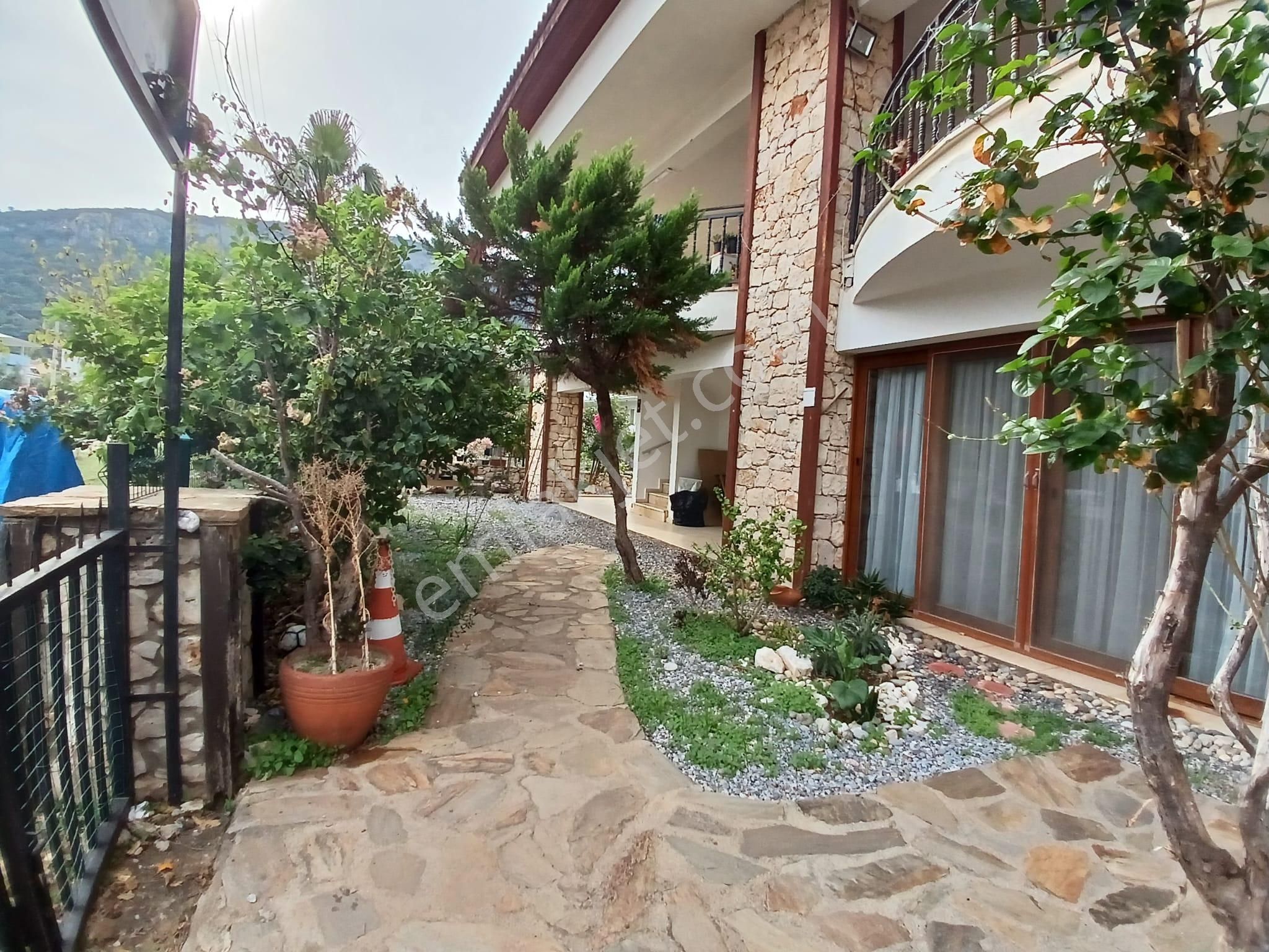 Merkezi Konumlu Havuzlu Site İçi 2+1 Dublex Daire - Görsel 9