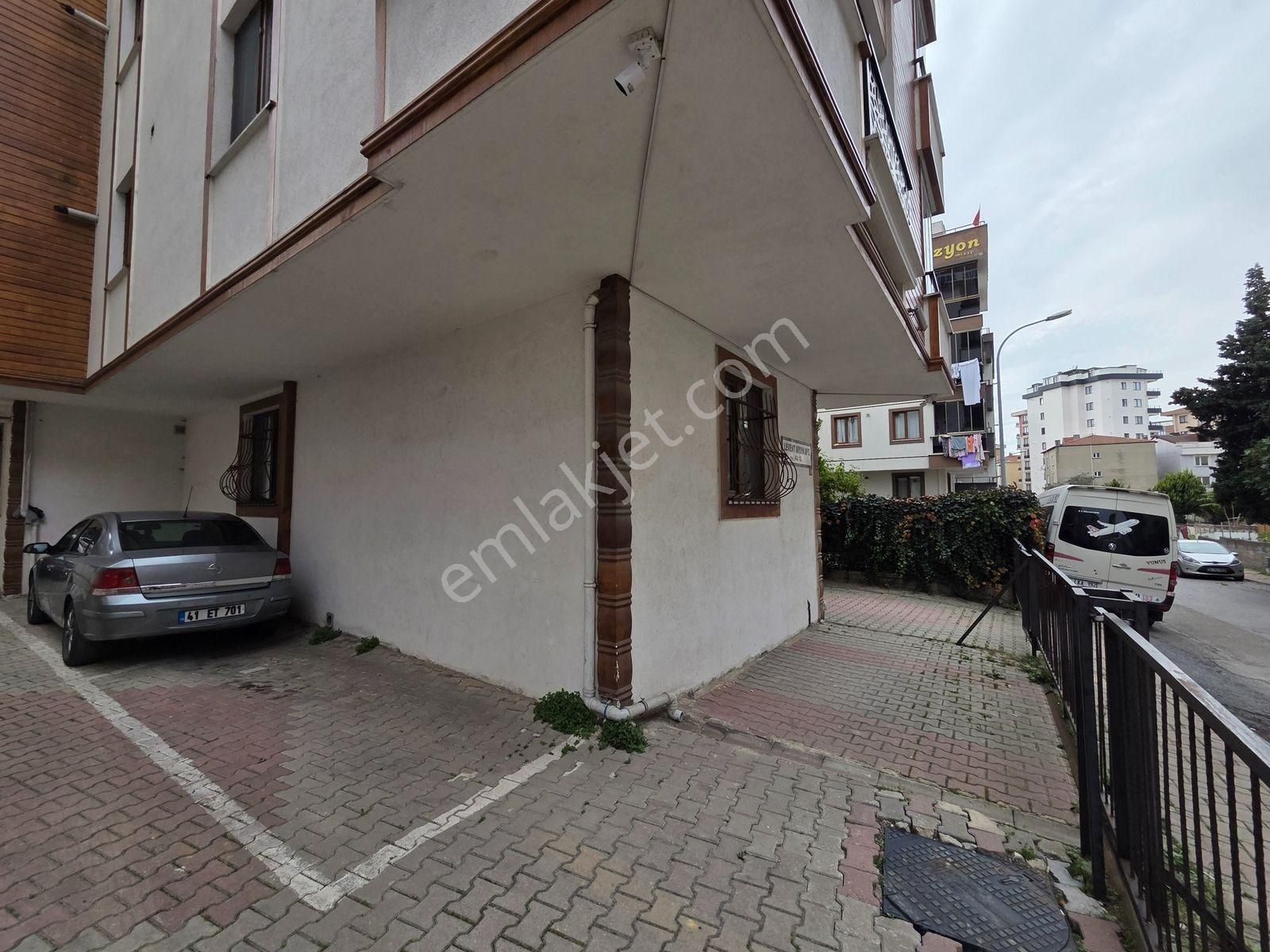 Çekmeköy Cumhuriyet Mahallesinde Satılık 1+1 Daire Acil - Görsel 10