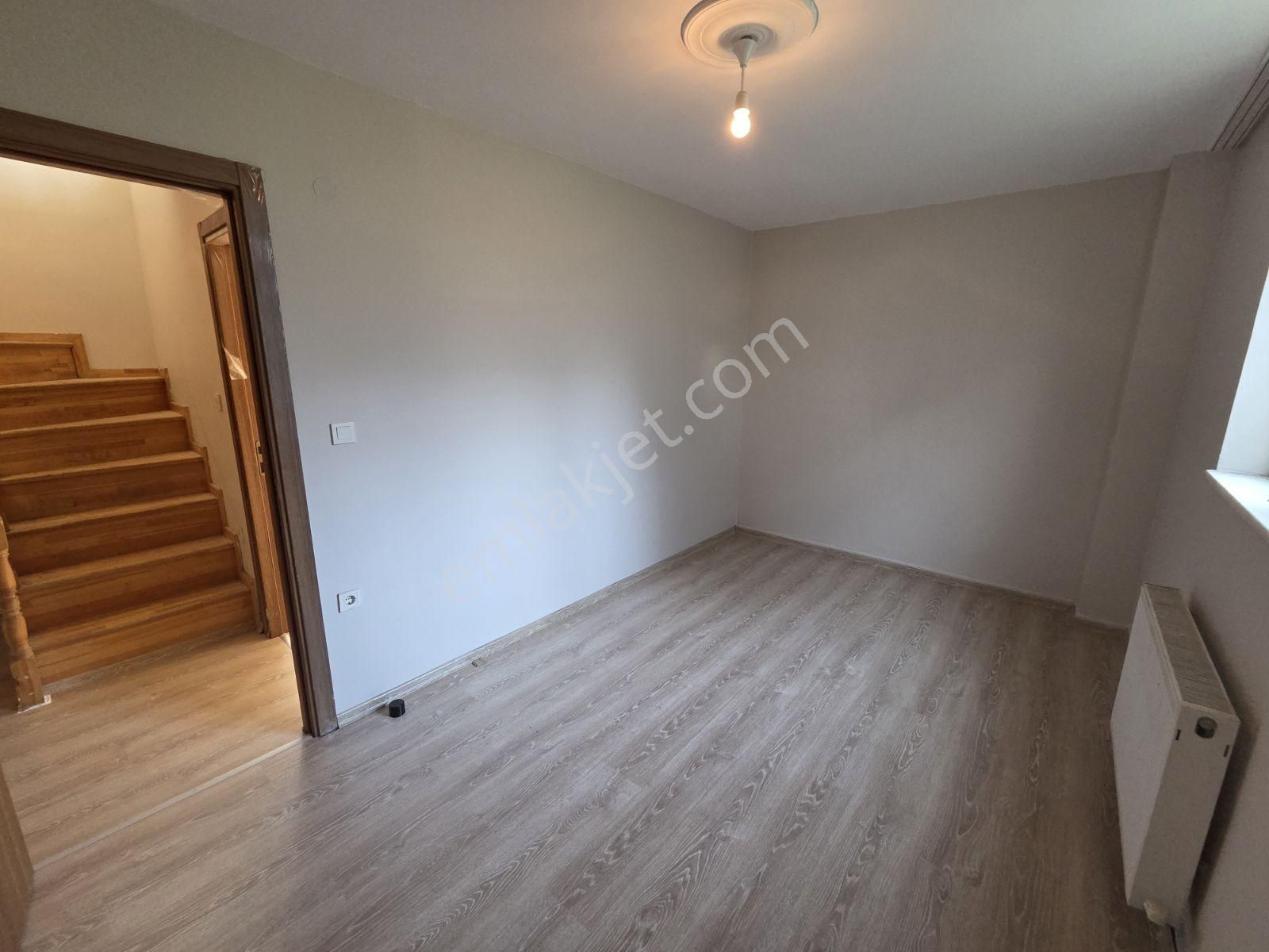 Çekmeköy Alemdağda 129 M2 Otoparklı 4+1 Yüksek Giriş Daire - Görsel 11