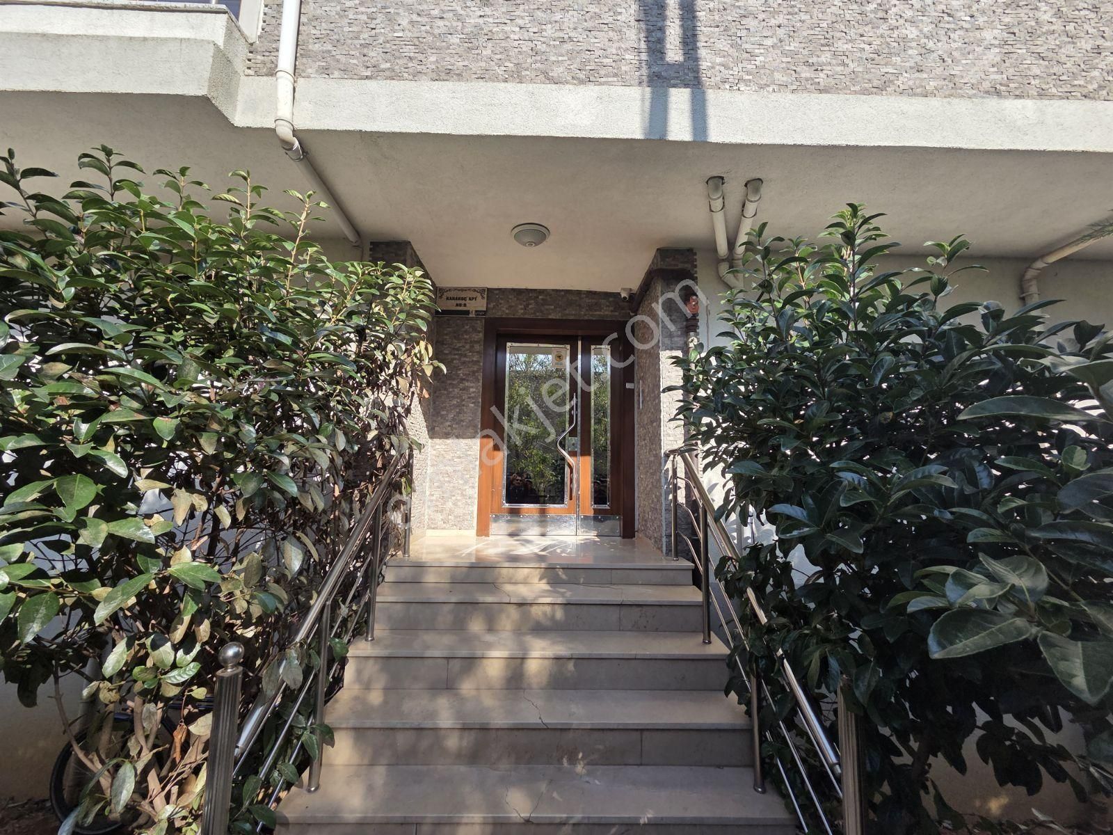 Çekmeköy Alemdağda 129 M2 Otoparklı 4+1 Yüksek Giriş Daire - Görsel 3