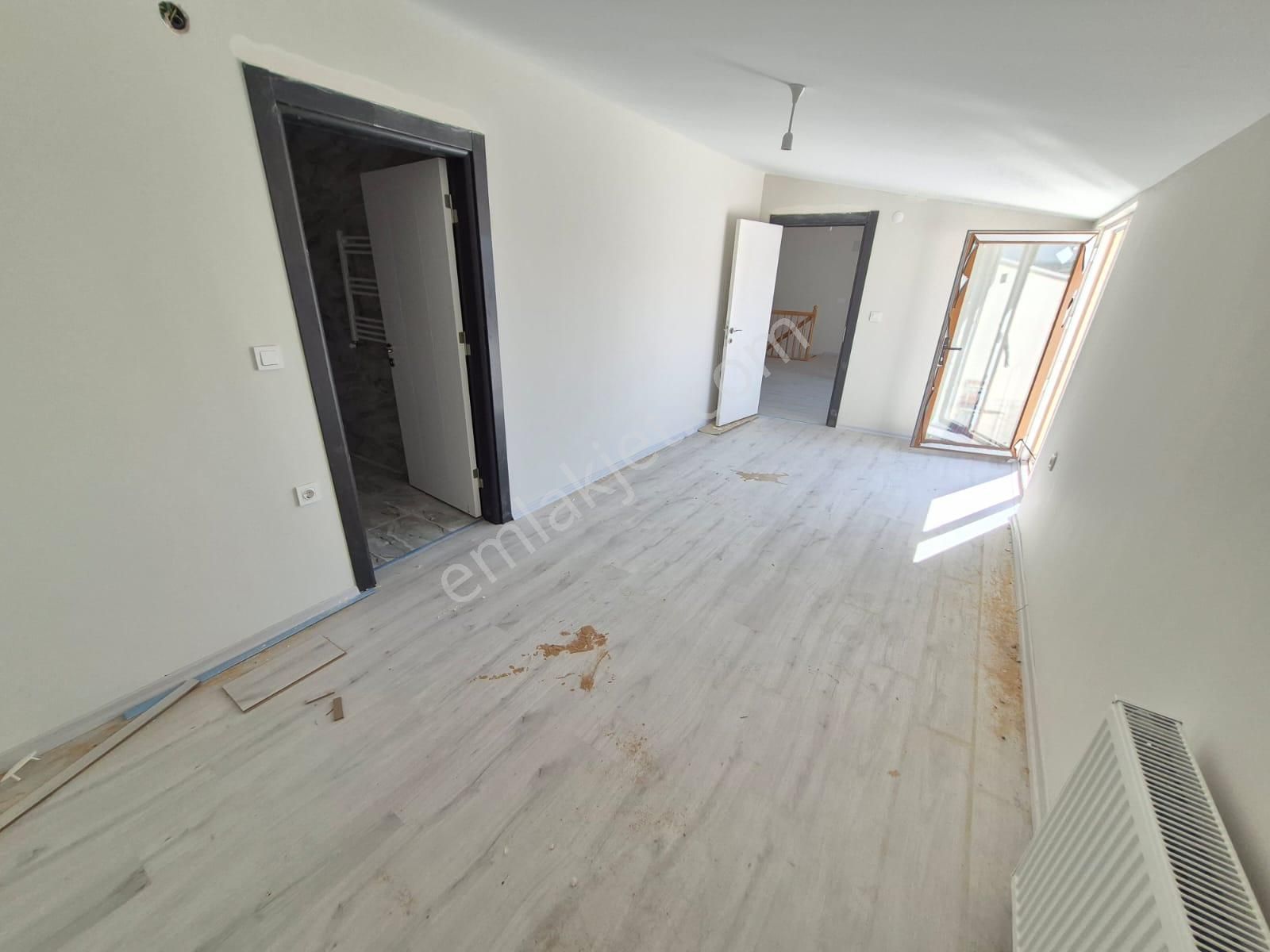 Delux'den Çınarlı Mah.'de Mukemmel Konumda Satılık Lux Dublex - Görsel 21