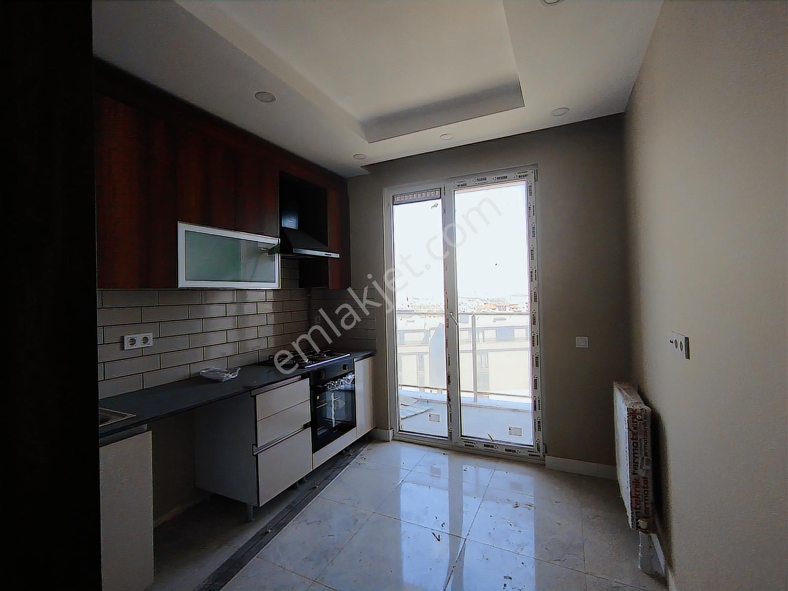 Eyüp Sultan Bahar Yaka Sitesi Satılık 3+1 Daire Haliç Manzaralı - Görsel 12