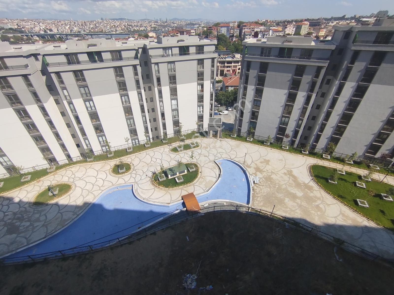 Eyüp Sultan Bahar Yaka Sitesi Satılık 3+1 Daire Haliç Manzaralı - Görsel 10