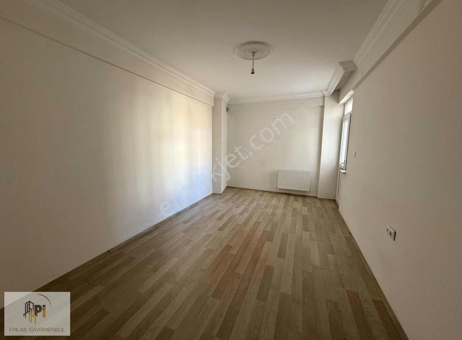 Pi Emlak Tan Büyükdere Mahallesinde Kiralık 3+1 Daire - Görsel 5