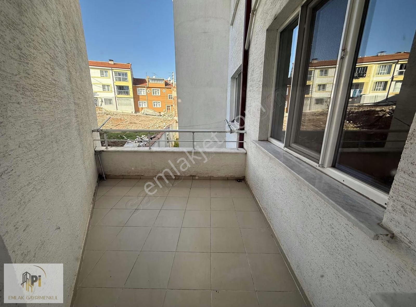 Pi Emlak Tan Büyükdere Mahallesinde Kiralık 3+1 Daire - Görsel 16