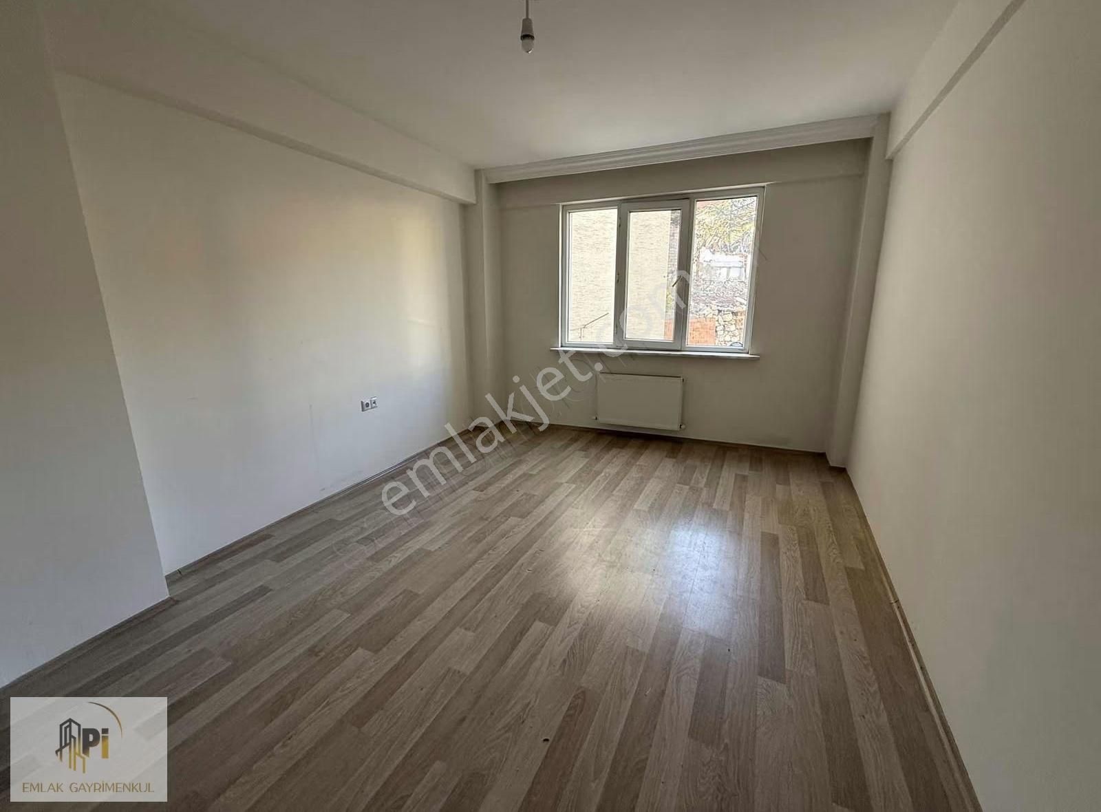 Pi Emlak Tan Büyükdere Mahallesinde Kiralık 3+1 Daire - Görsel 17