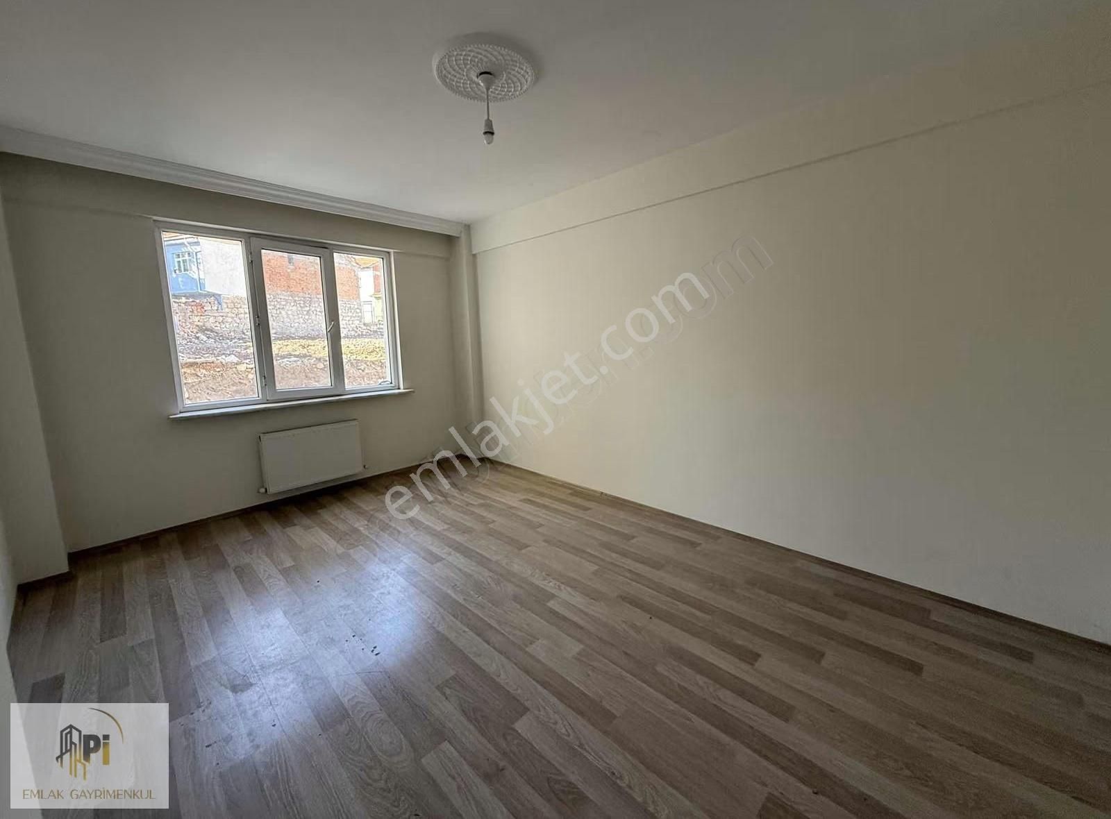 Pi Emlak Tan Büyükdere Mahallesinde Kiralık 3+1 Daire - Görsel 11