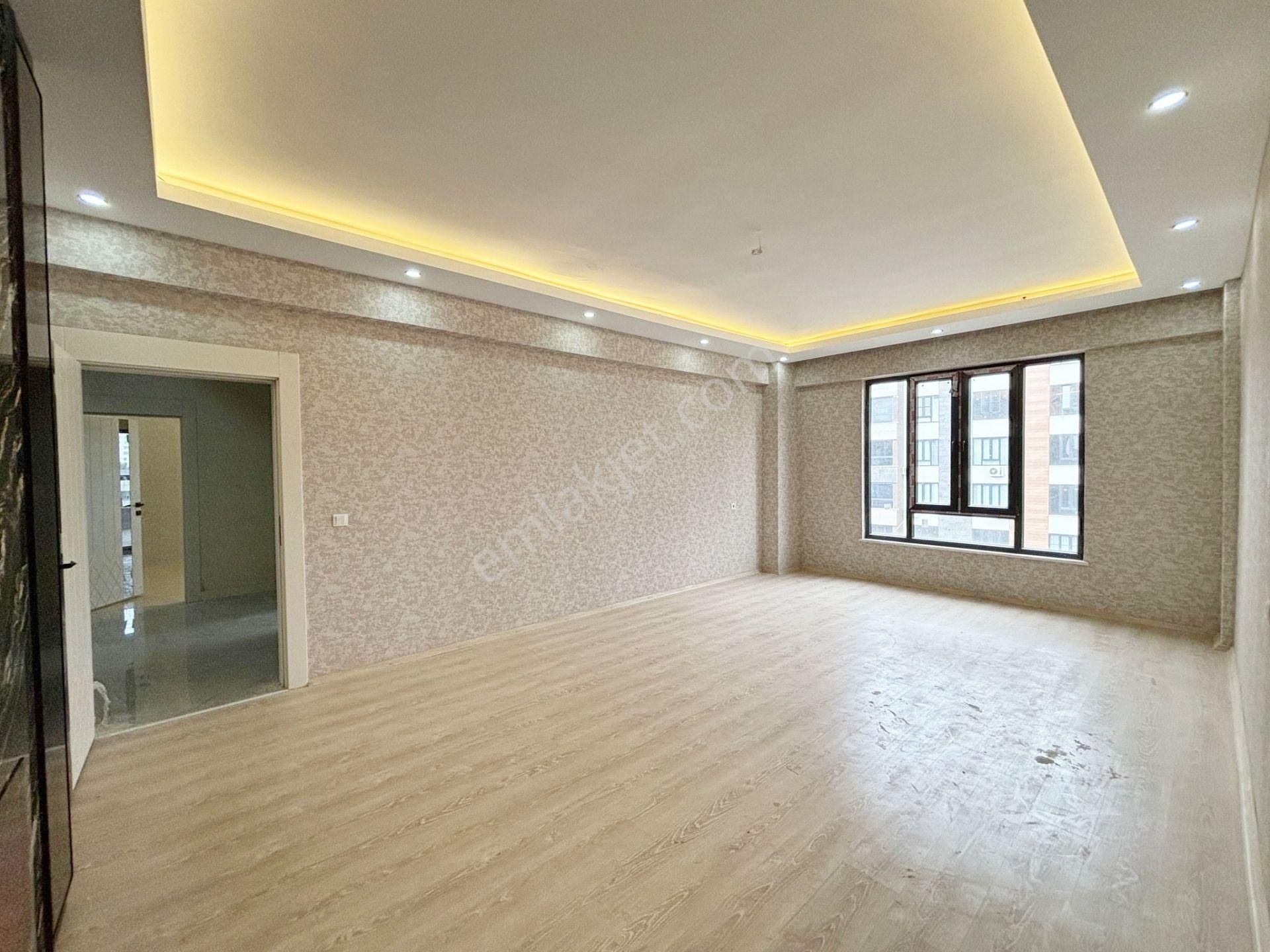 Fıstıklık'ta Az Katlı Geniş Mutfak Ve Cam Balkonlu Sıfır 3+1 - Görsel 9