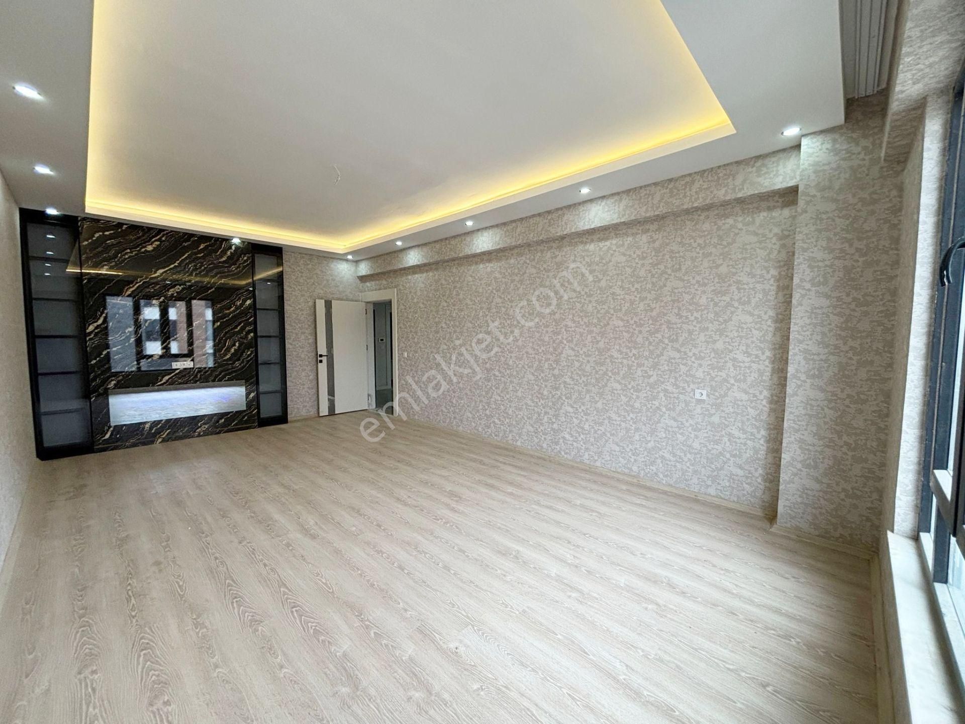 Fıstıklık'ta Az Katlı Geniş Mutfak Ve Cam Balkonlu Sıfır 3+1 - Görsel 10