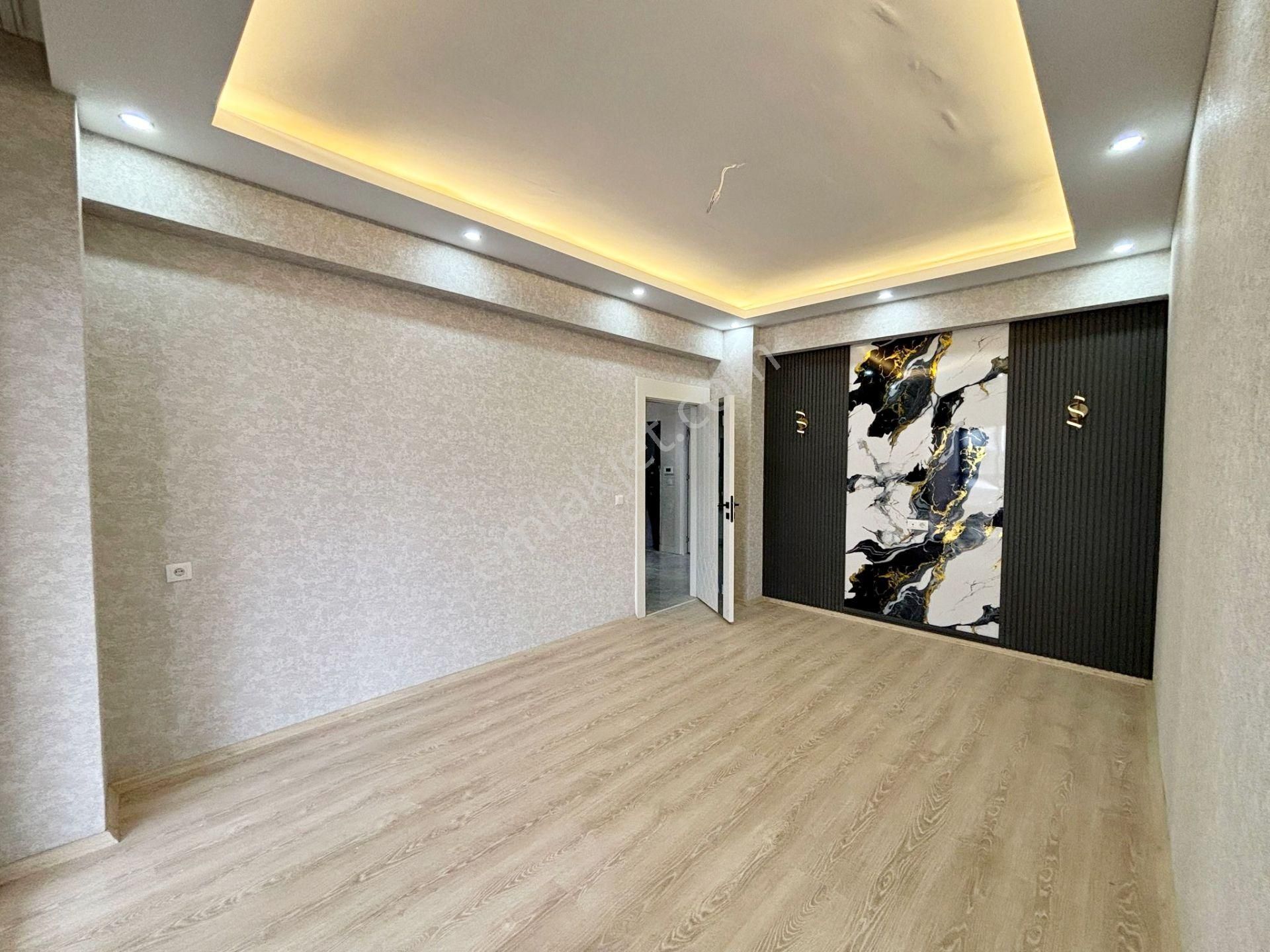 Fıstıklık'ta Az Katlı Geniş Mutfak Ve Cam Balkonlu Sıfır 3+1 - Görsel 14