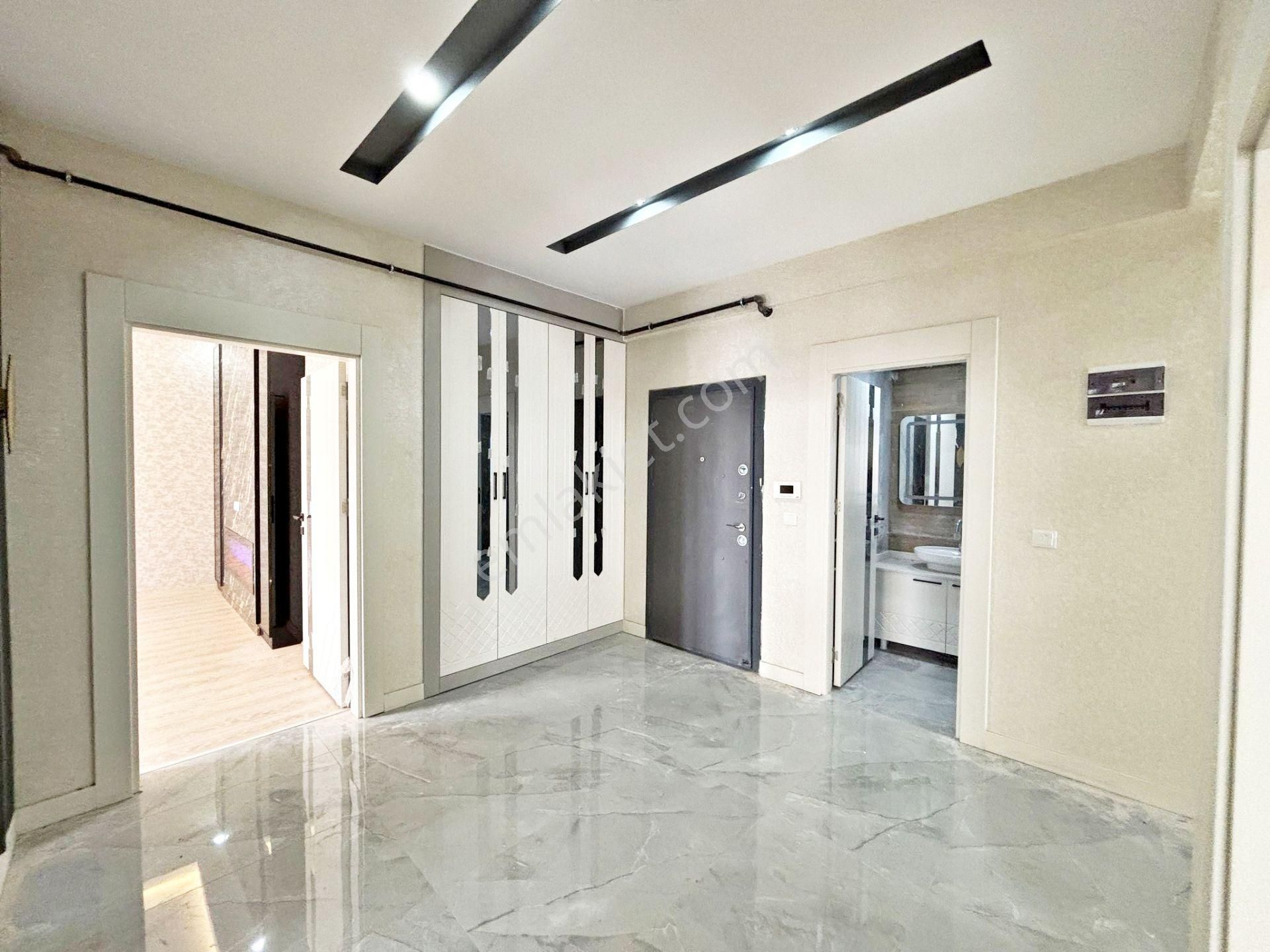 Fıstıklık'ta Az Katlı Geniş Mutfak Ve Cam Balkonlu Sıfır 3+1 - Görsel 26