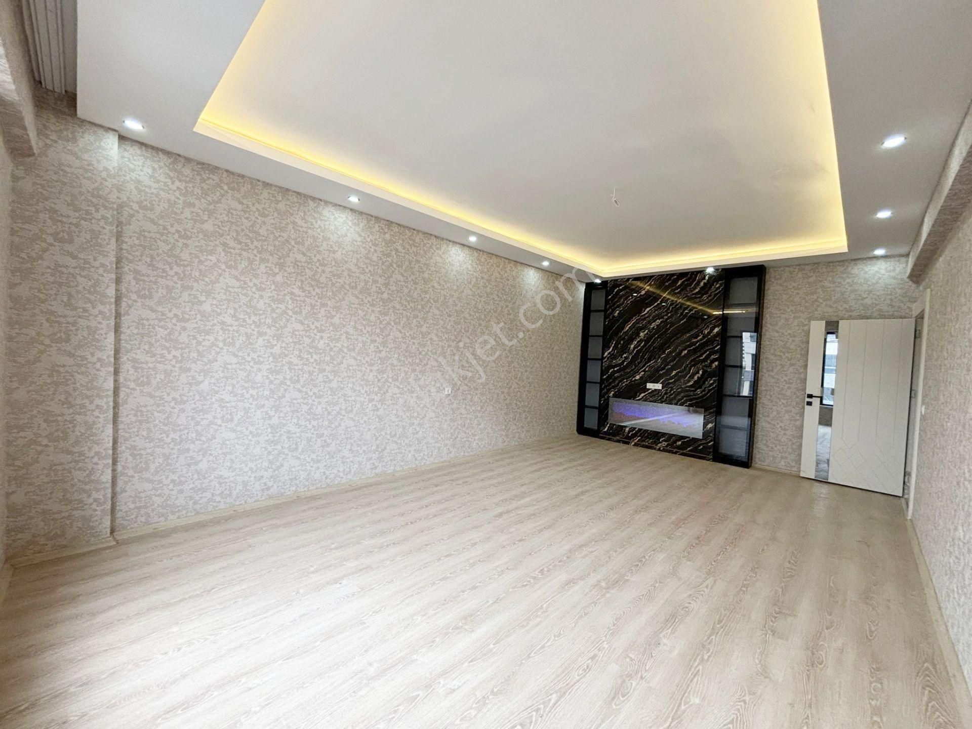 Fıstıklık'ta Az Katlı Geniş Mutfak Ve Cam Balkonlu Sıfır 3+1 - Görsel 11