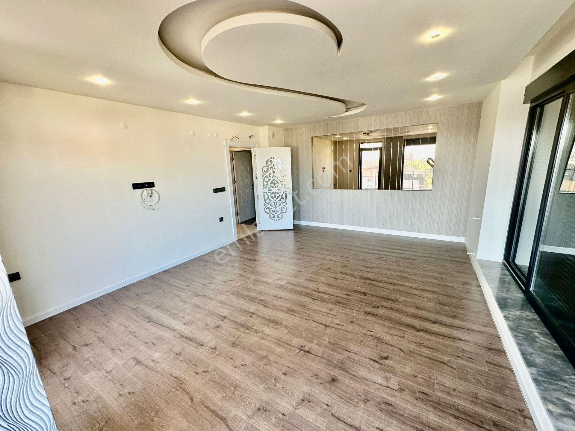 V.karşıyakada Havuzlu Kapalı Otopark Lüx Ebv Banyolu 3+1 Han Gibi Krediye Takasa Açık