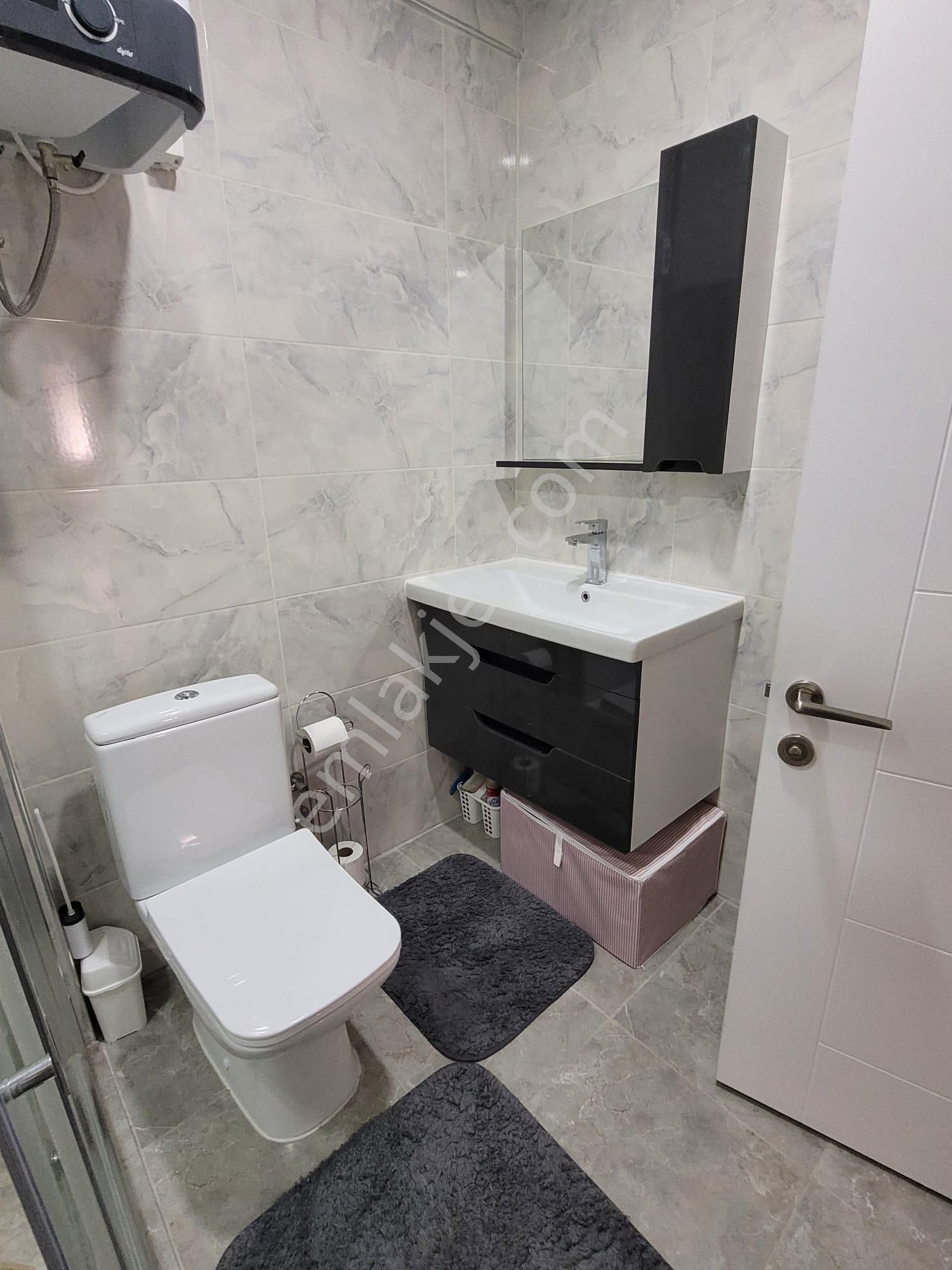 Işıklara Yürüme Mesafesinde İçi Bakımlı 2+1 - Görsel 14