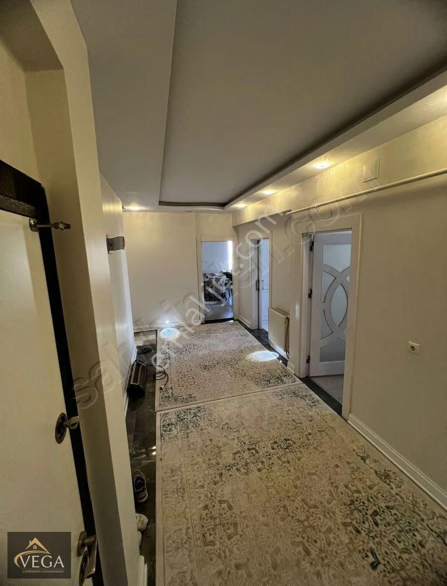 Vega Gayrimenkulden Göktürk Mah.satılık 4+1 Lüks Bakımlı Daire - Görsel 6