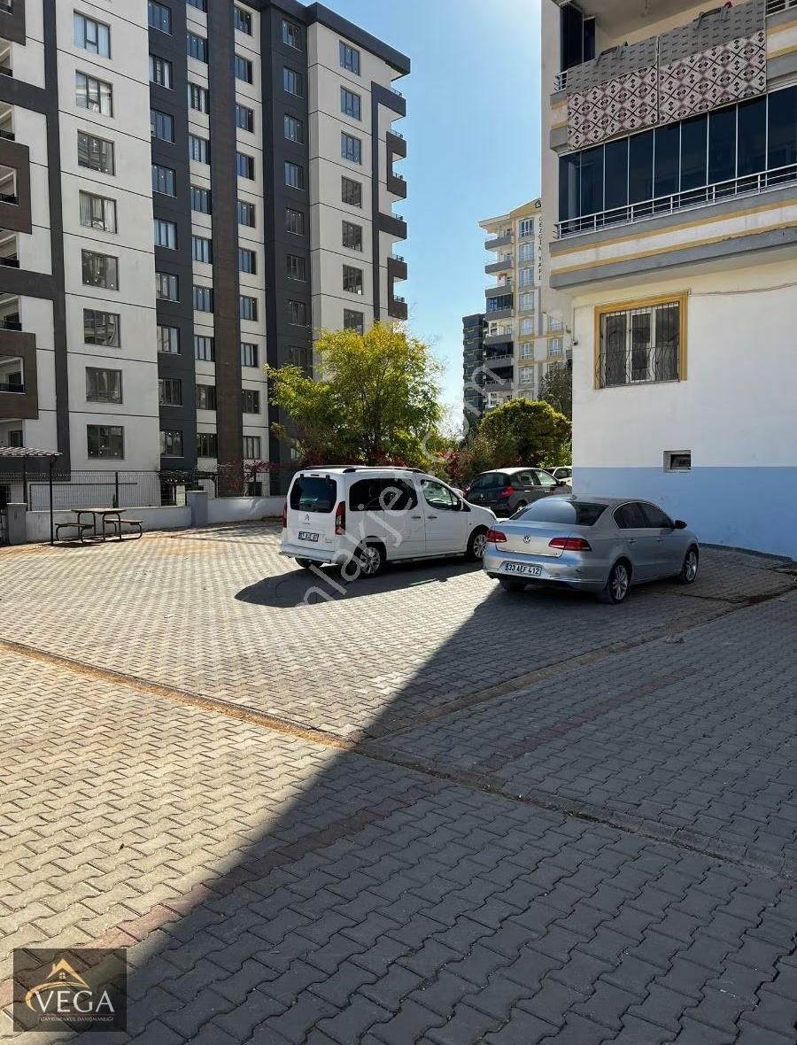 Vega Gayrimenkulden Göktürk Mah.satılık 4+1 Lüks Bakımlı Daire - Görsel 15