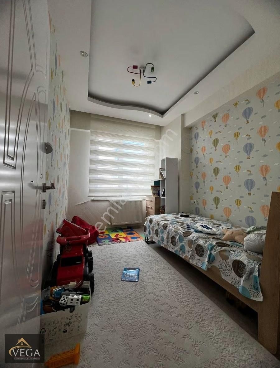 Vega Gayrimenkulden Göktürk Mah.satılık 4+1 Lüks Bakımlı Daire - Görsel 2