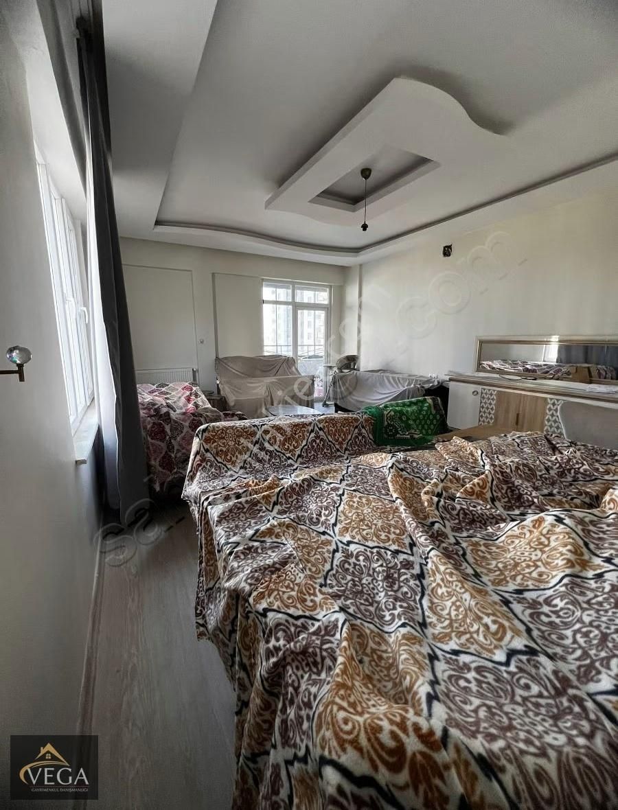 Vega Gayrimenkulden Göktürk Mah.satılık 4+1 Lüks Bakımlı Daire - Görsel 7