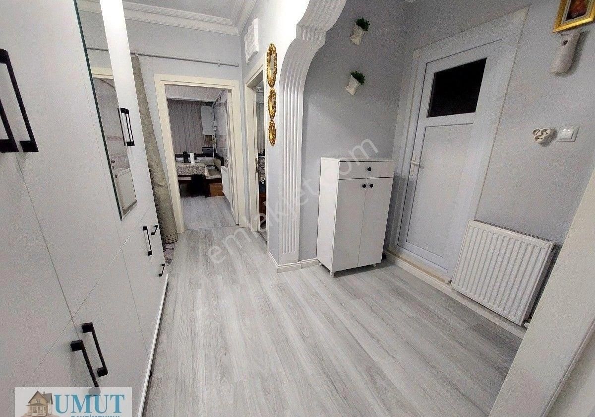 Gaziosmanpaşa Küçükköy Yeni Mah Satılık Daire 3.kat 2+1 100 M2 - Görsel 14