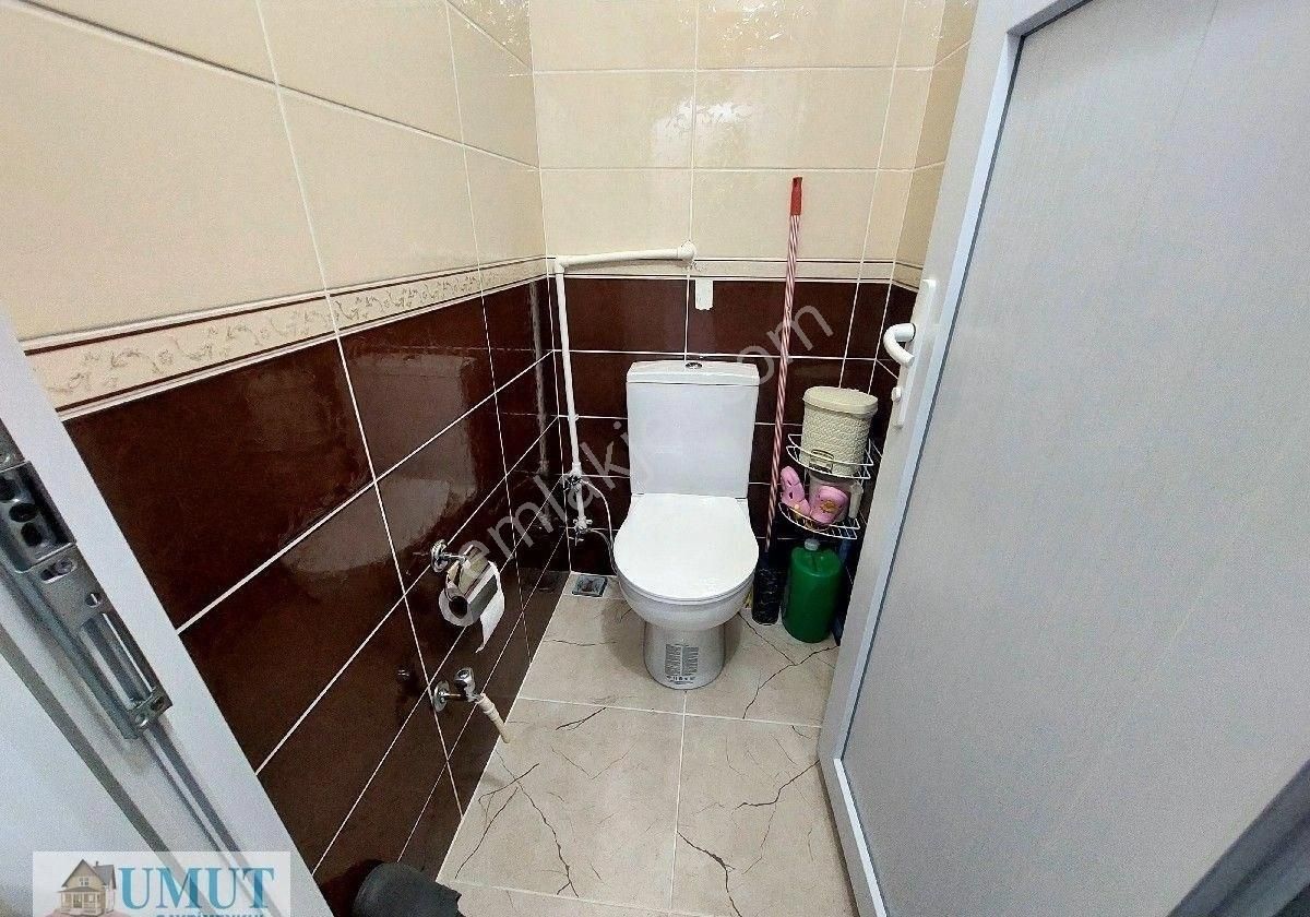 Gaziosmanpaşa Küçükköy Yeni Mah Satılık Daire 3.kat 2+1 100 M2 - Görsel 12