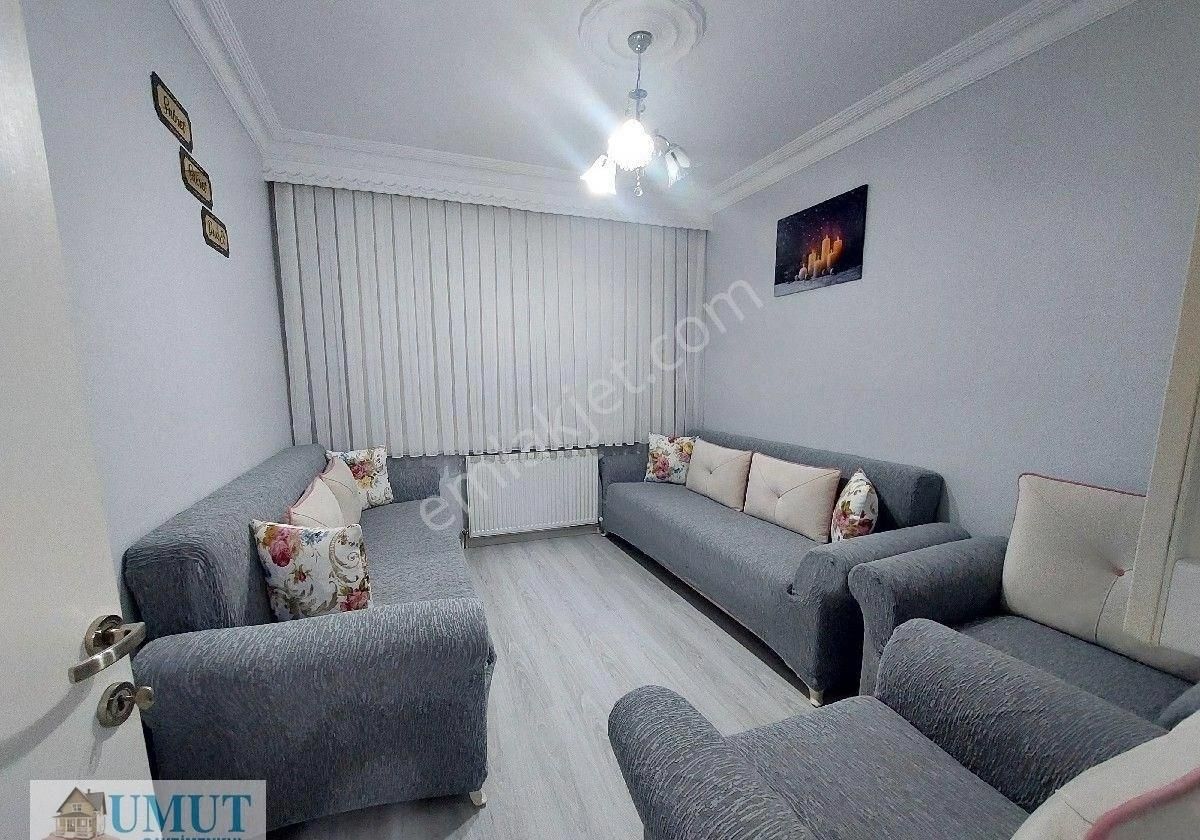 Gaziosmanpaşa Küçükköy Yeni Mah Satılık Daire 3.kat 2+1 100 M2 - Görsel 16