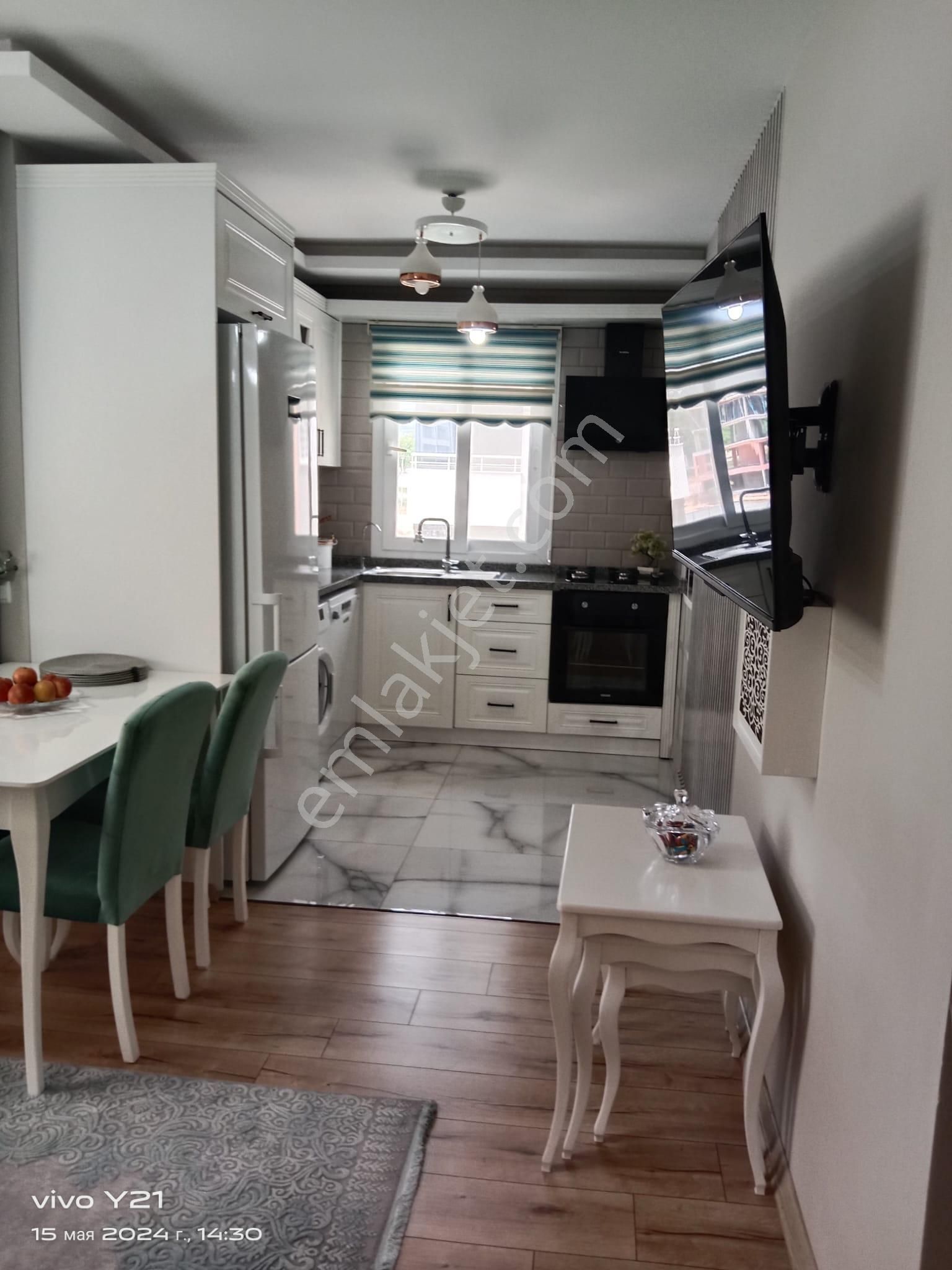 View'den Tecede Temiz Lüks Eşyalı 2+1 Satılık Daire