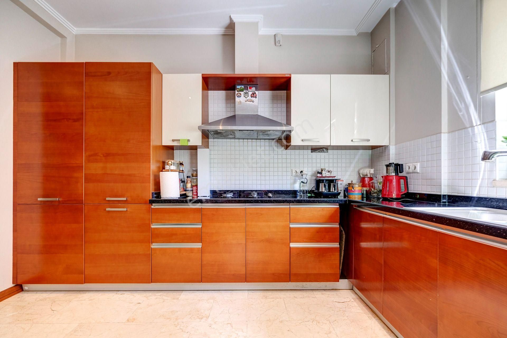 Acarkent'te Orman Manzaralı, Villa Konforunda Kiralık 4+1 Daire - Görsel 12