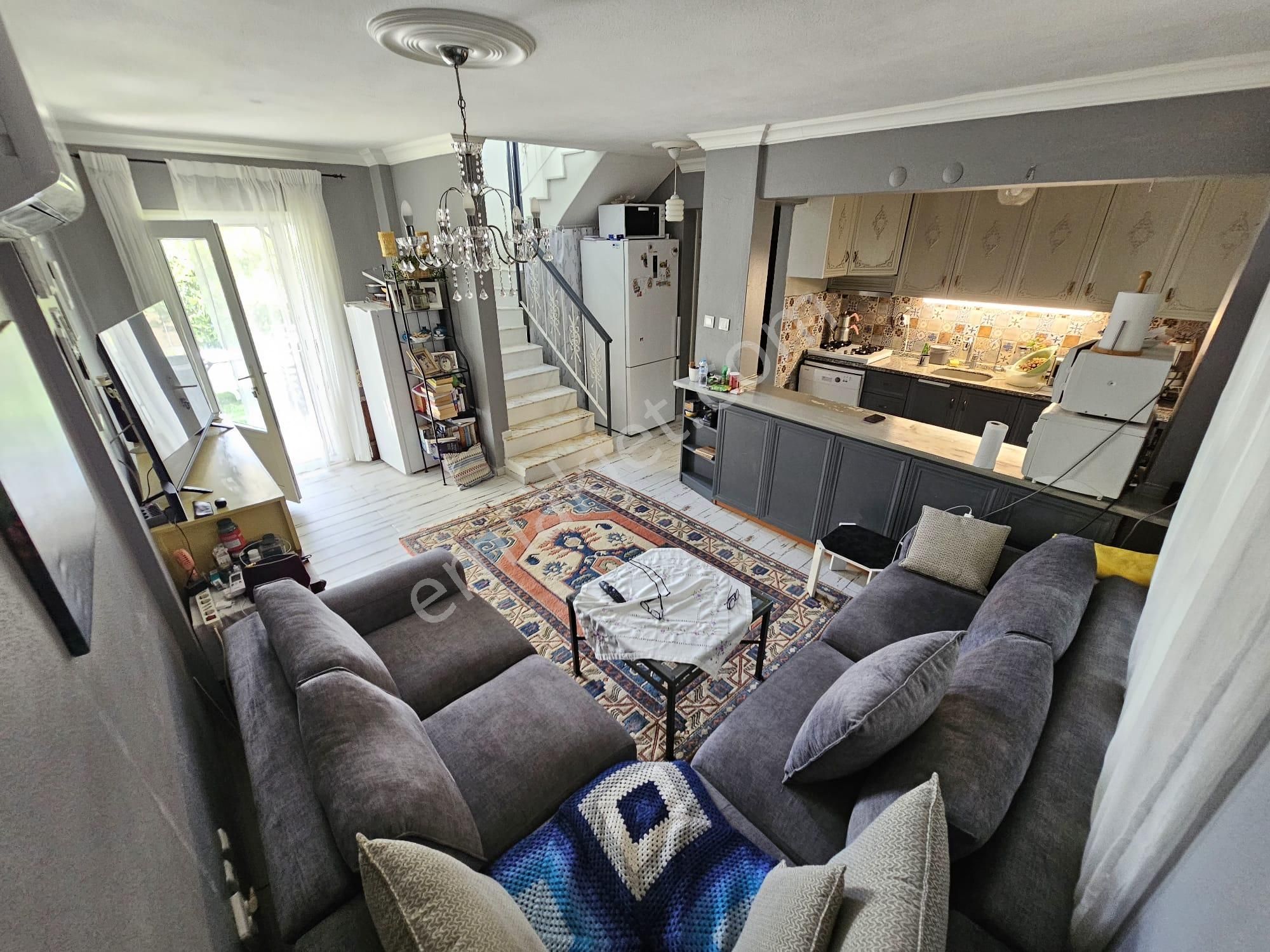 İzmir Dikili Salihleraltında Önder Sitesi Mustakil Satılık Villa - Görsel 16