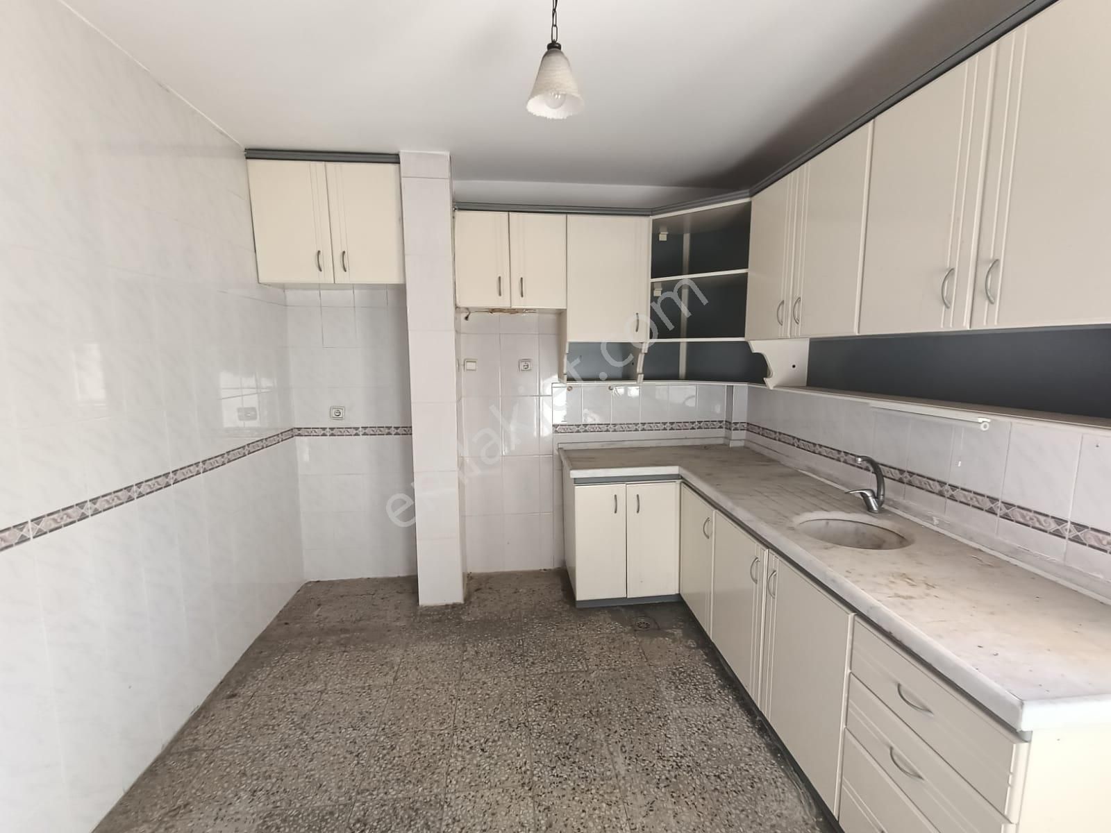 İz'den 100.yıl Diş Hastanesine Yürüme Mesafesin'de 3+satılık Daire - Görsel 2