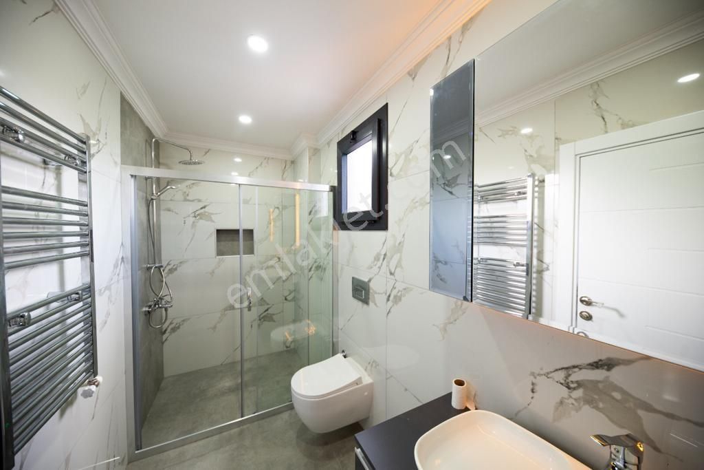 Kargida,400m2 Arsa İçerisinde Satilik4+1 Villa Ve2+1 Müştemilat - Görsel 32