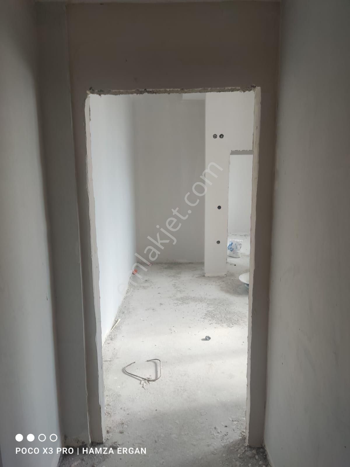1.69 Krediyle Arnavutköy Merkeze Yakın Satılık 3+1 Ters Dubleks Daire