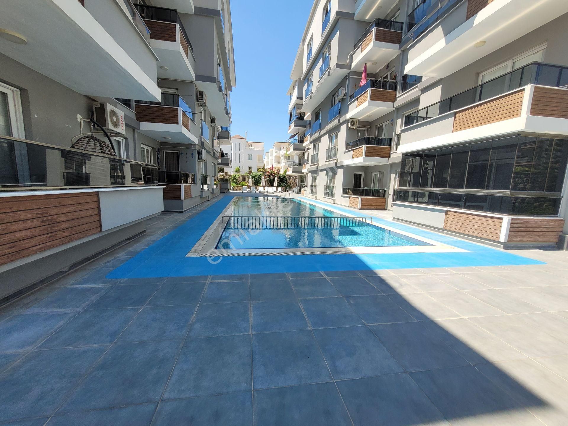 Didim Efelerde Havuzlu Sitede Satılık 1+1 Daire - Görsel 2