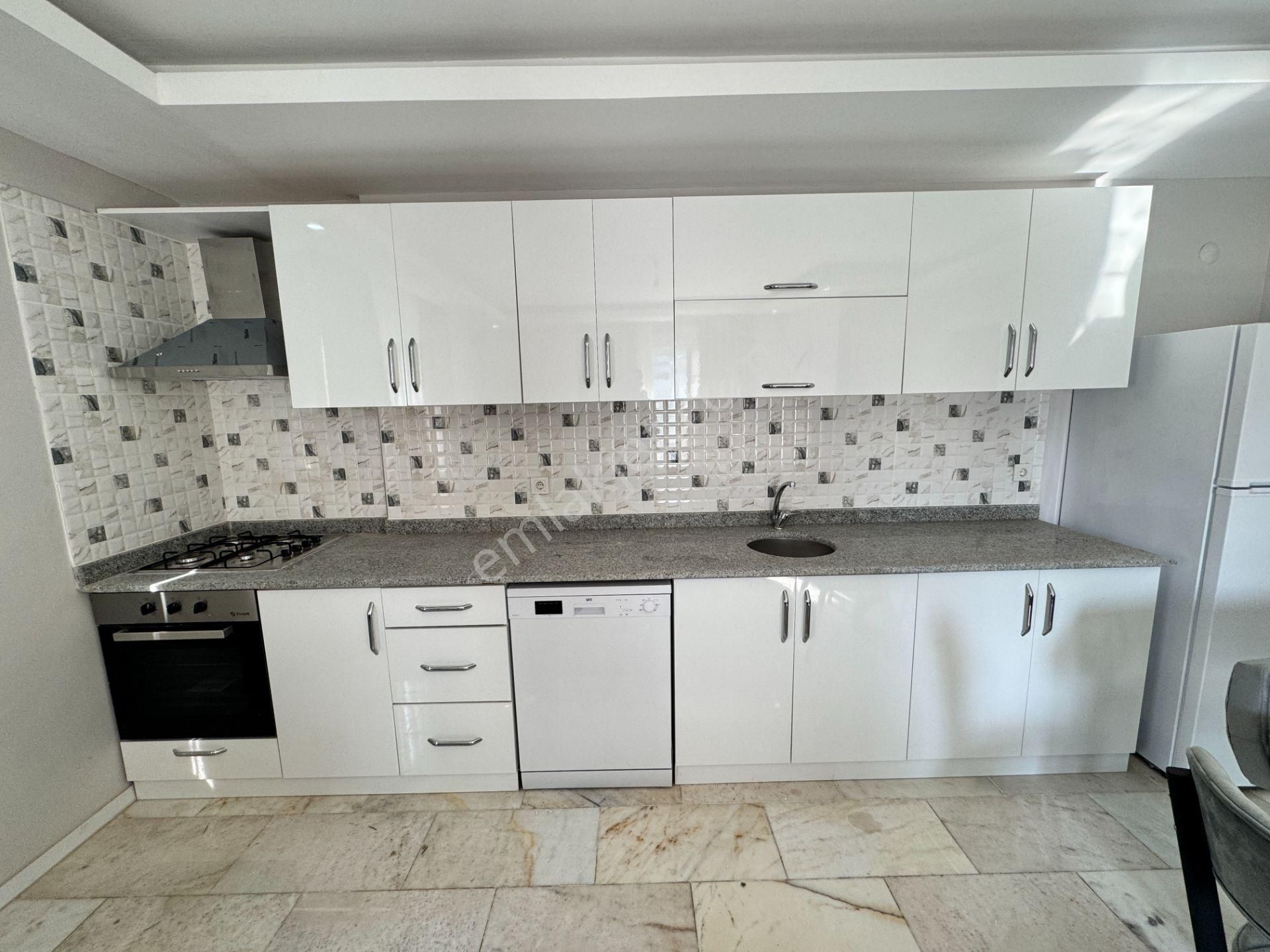 Alanya Mahmutlar Satılık 2+1 Esyalı Daıre - Görsel 4