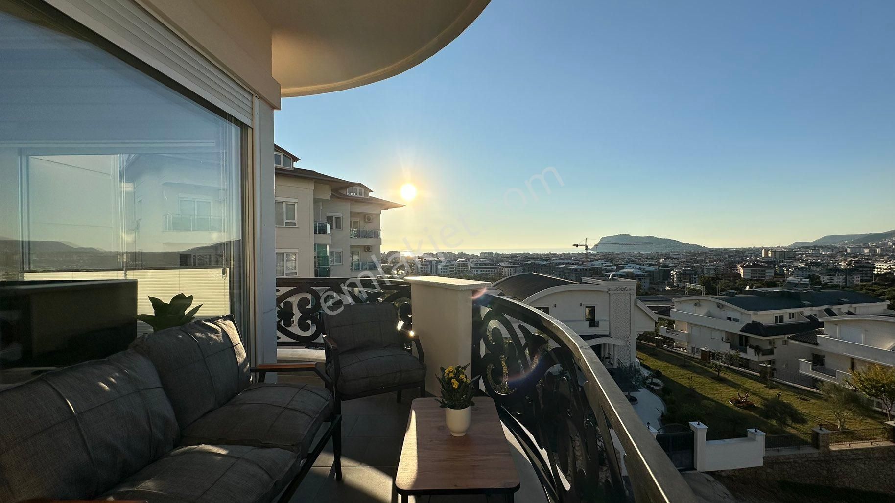 Luxury 2+1 Apartment With Full Sea, Castle & City Views – Şen Palace, Oba